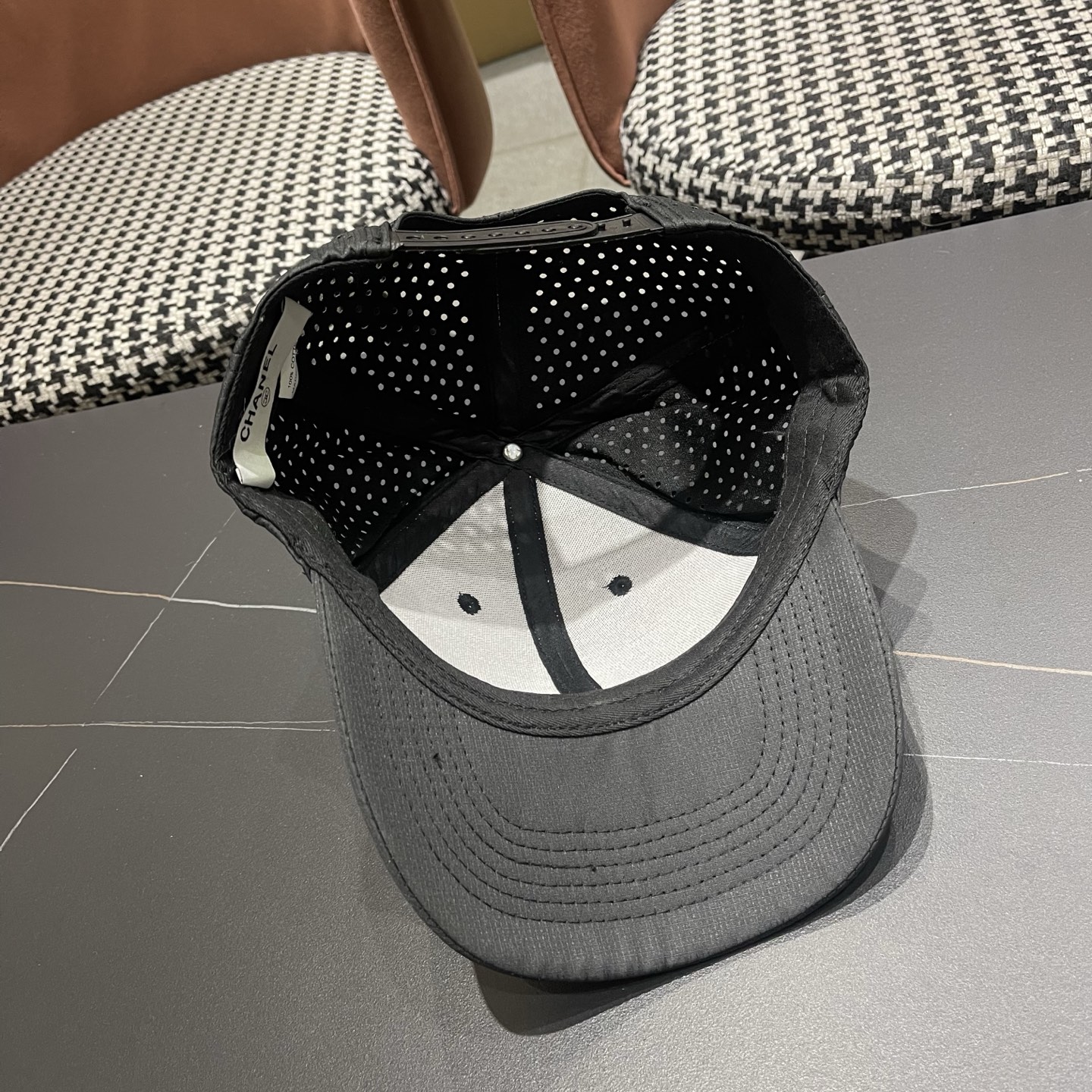 🧢CHANEL香奈儿～新款典经款棒球帽，细节做都工很精致，经典男女都🉑