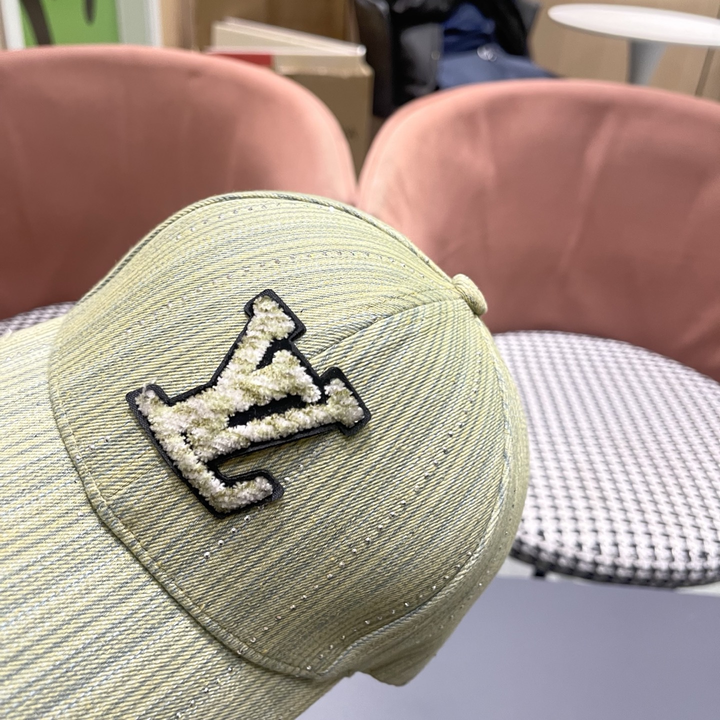 🧢LV路易威登棒球帽，非常经典的经典，流行的复古美，四季可用，出门必备，非常显脸小