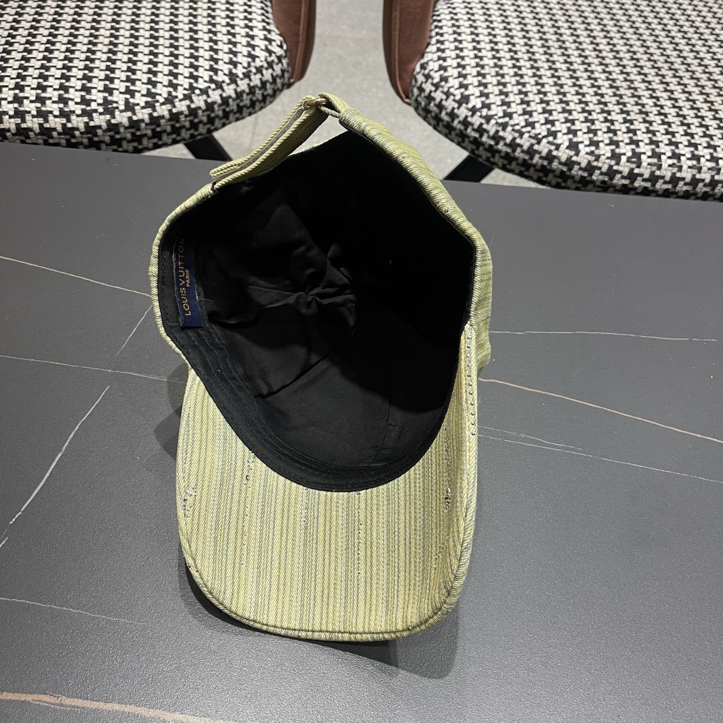 🧢LV路易威登棒球帽，非常经典的经典，流行的复古美，四季可用，出门必备，非常显脸小