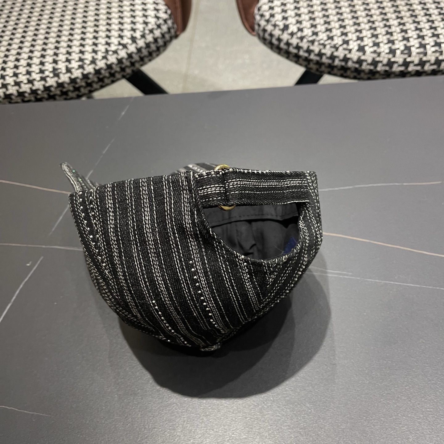 🧢LV路易威登棒球帽，非常经典的经典，流行的复古美，四季可用，出门必备，非常显脸小
