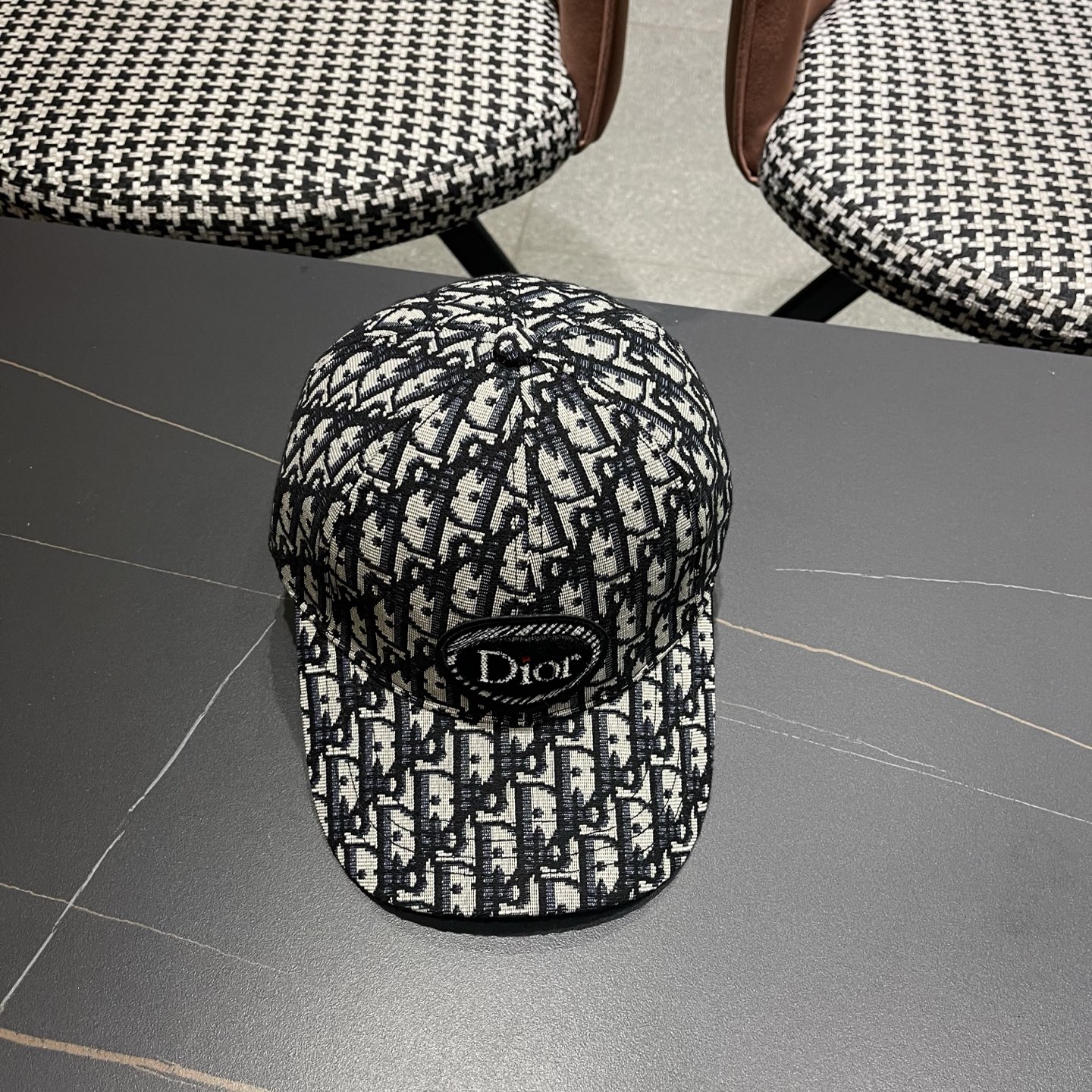 Dior(迪奥)新款原单棒球帽， Dior老花，复古韵味十足，专柜断货热门，1:1开模订制，原版帆布料纯