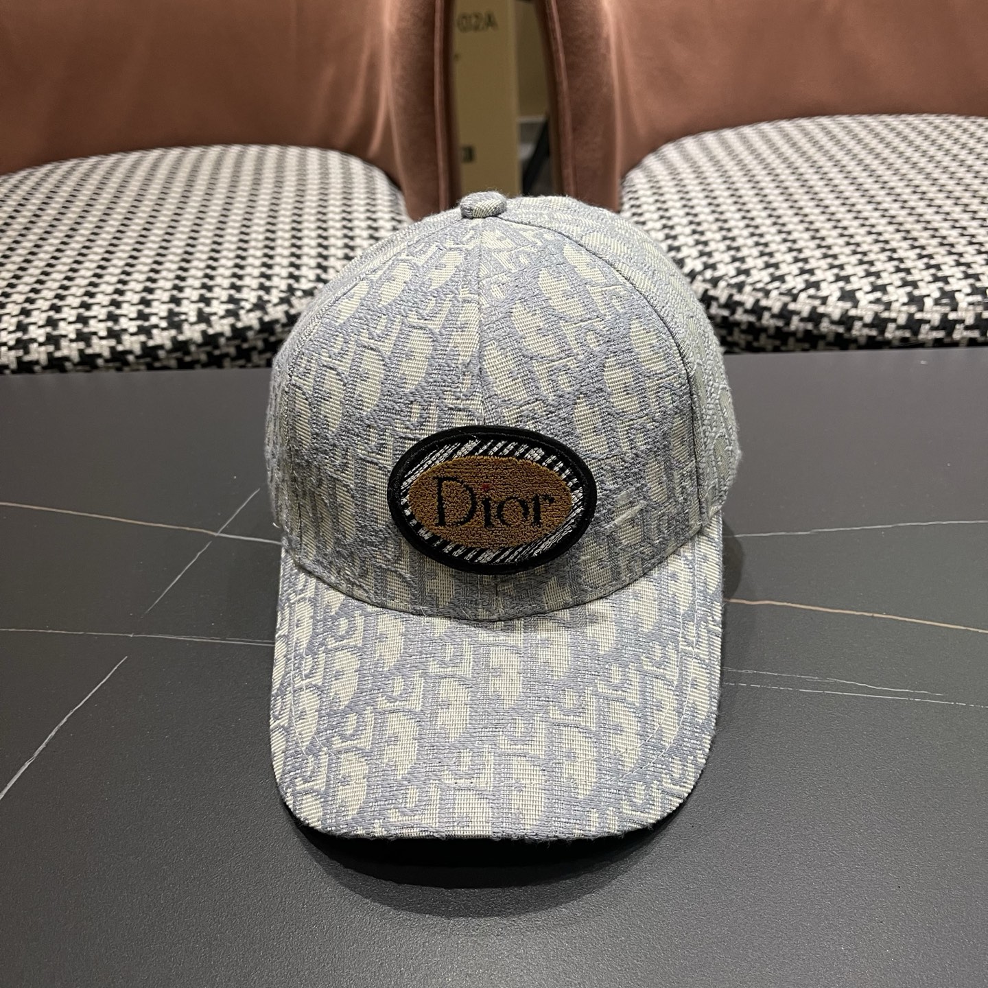 Dior(迪奥)新款原单棒球帽， Dior老花，复古韵味十足，专柜断货热门，1:1开模订制，原版帆布料纯