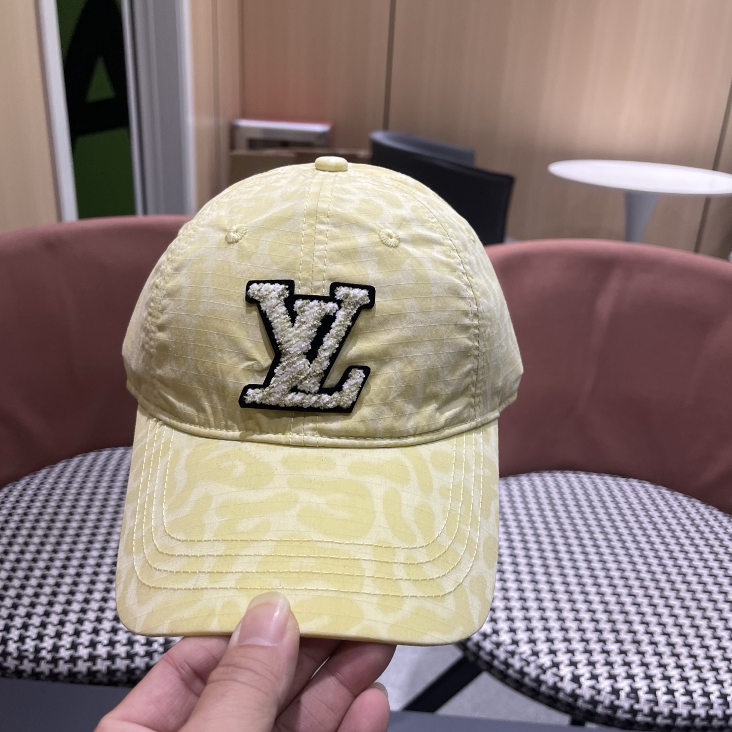 LouiVuittonLV👒新款路易威登棒球帽，简单大方 男女通用遮阳帽，