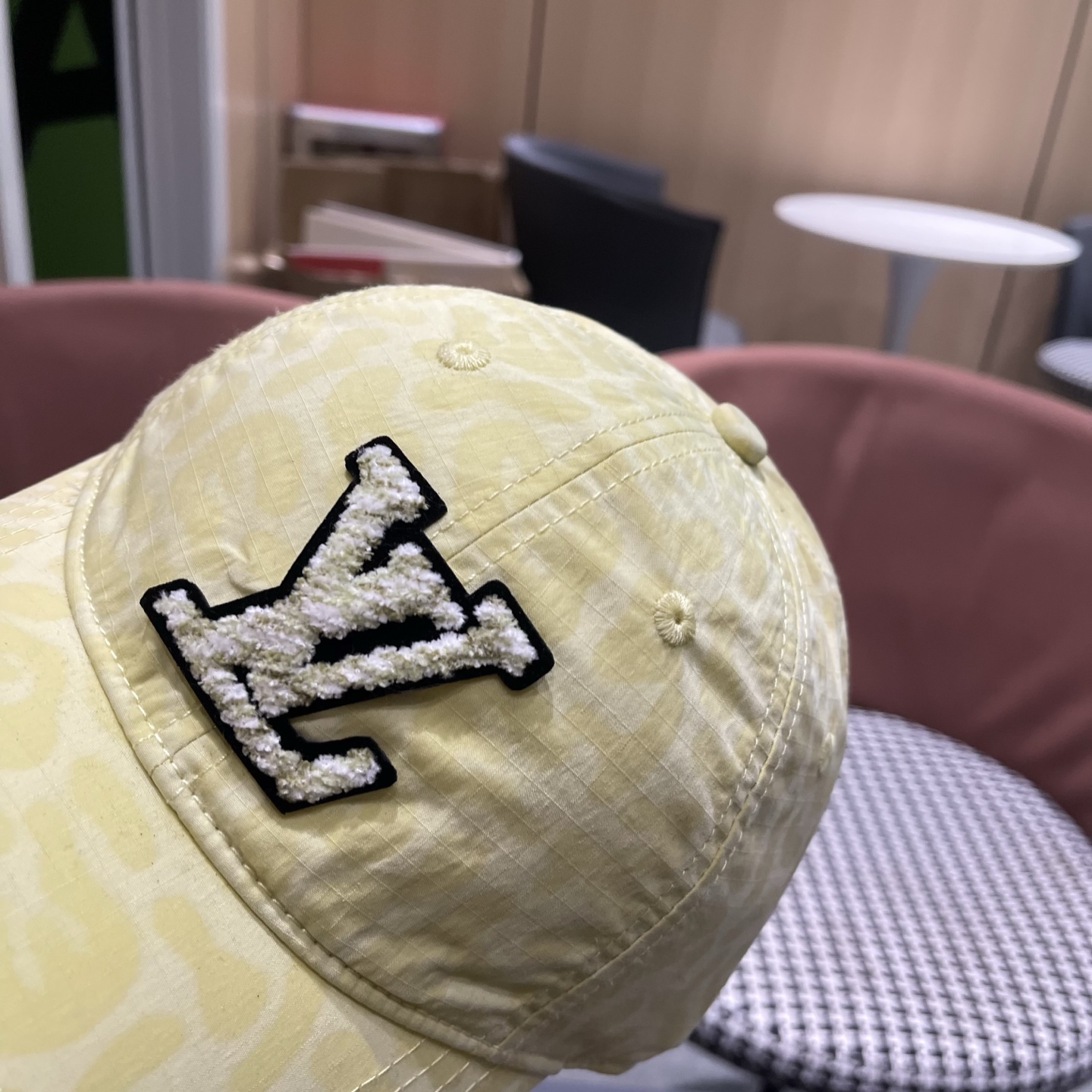 LouiVuittonLV👒新款路易威登棒球帽，简单大方 男女通用遮阳帽，