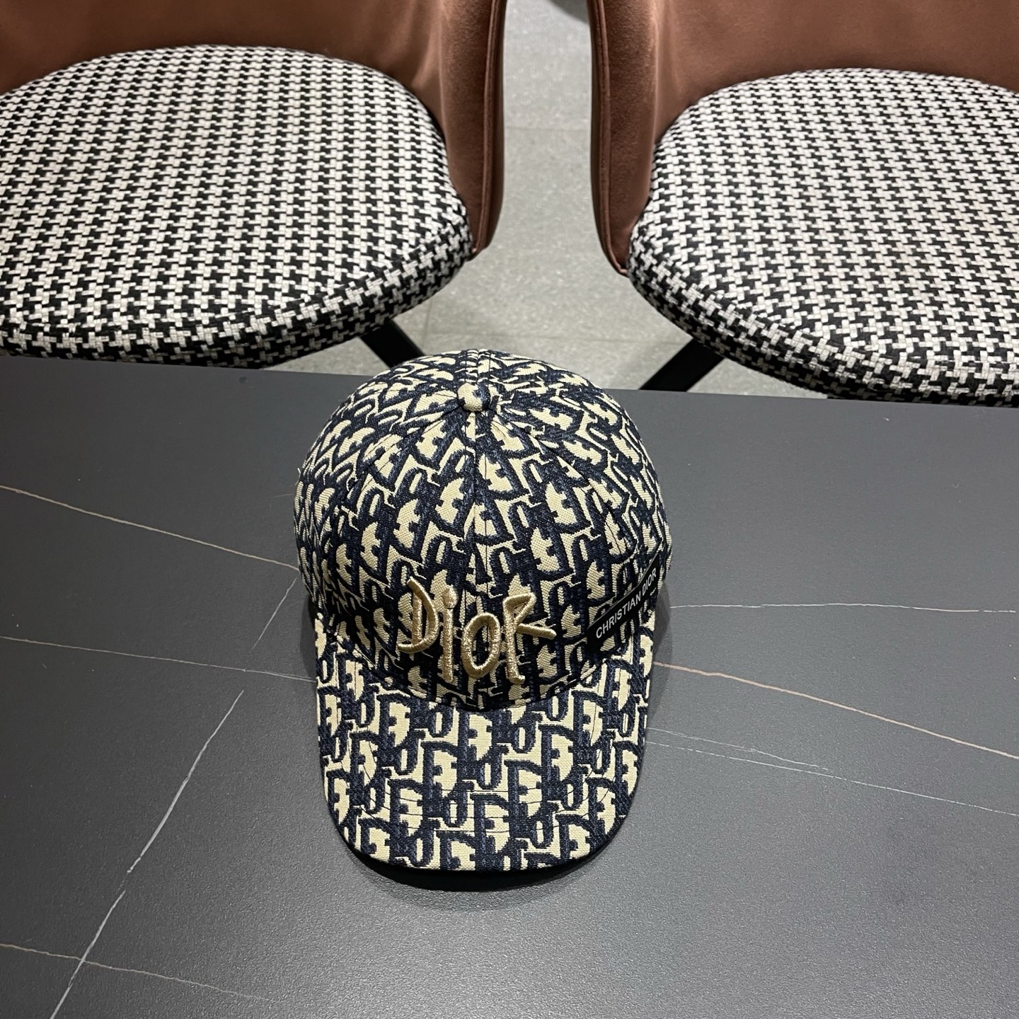 DIOR迪奥 官网同步新款发布 D家棒球帽🧢超级火爆
