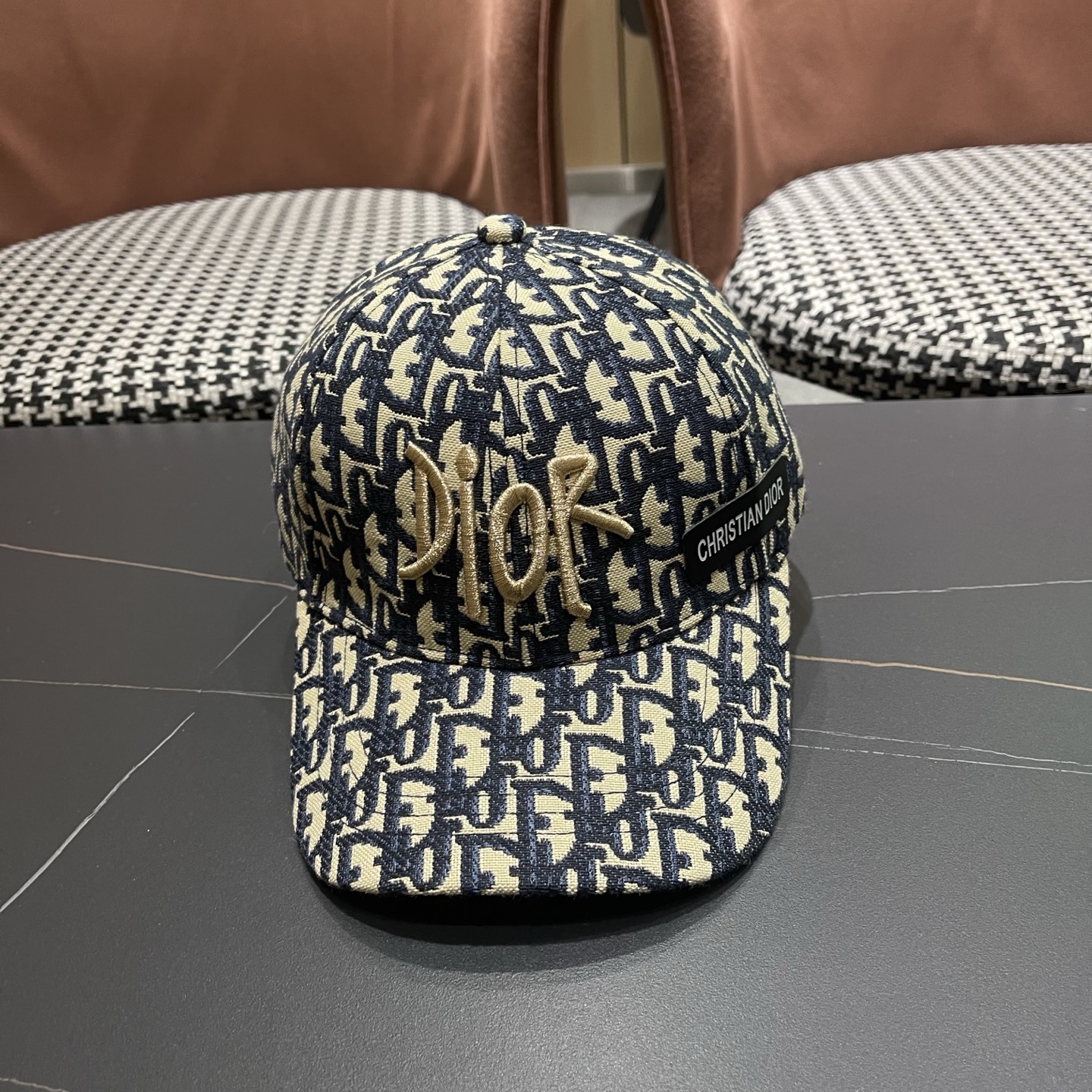 DIOR迪奥 官网同步新款发布 D家棒球帽🧢超级火爆