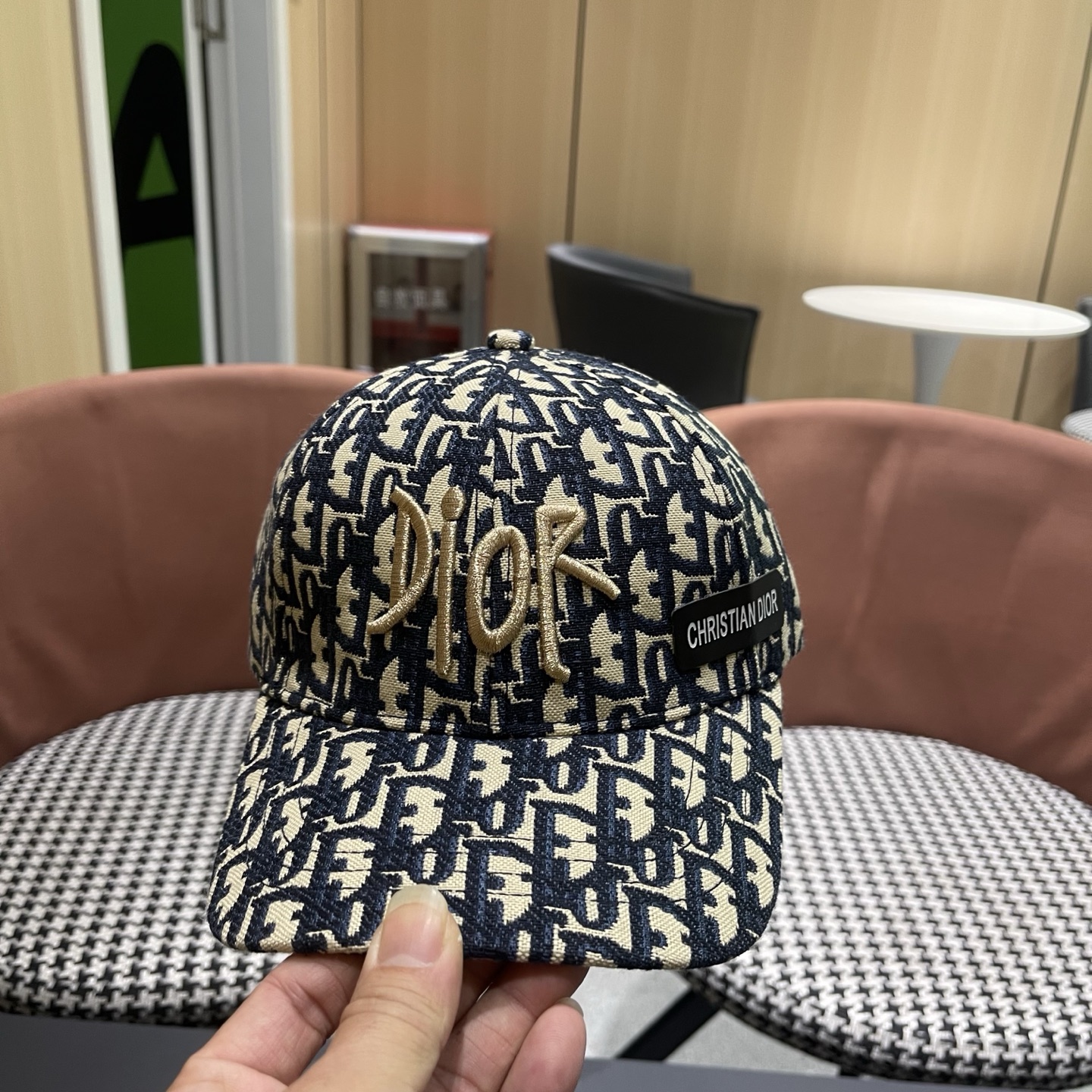 DIOR迪奥 官网同步新款发布 D家棒球帽🧢超级火爆