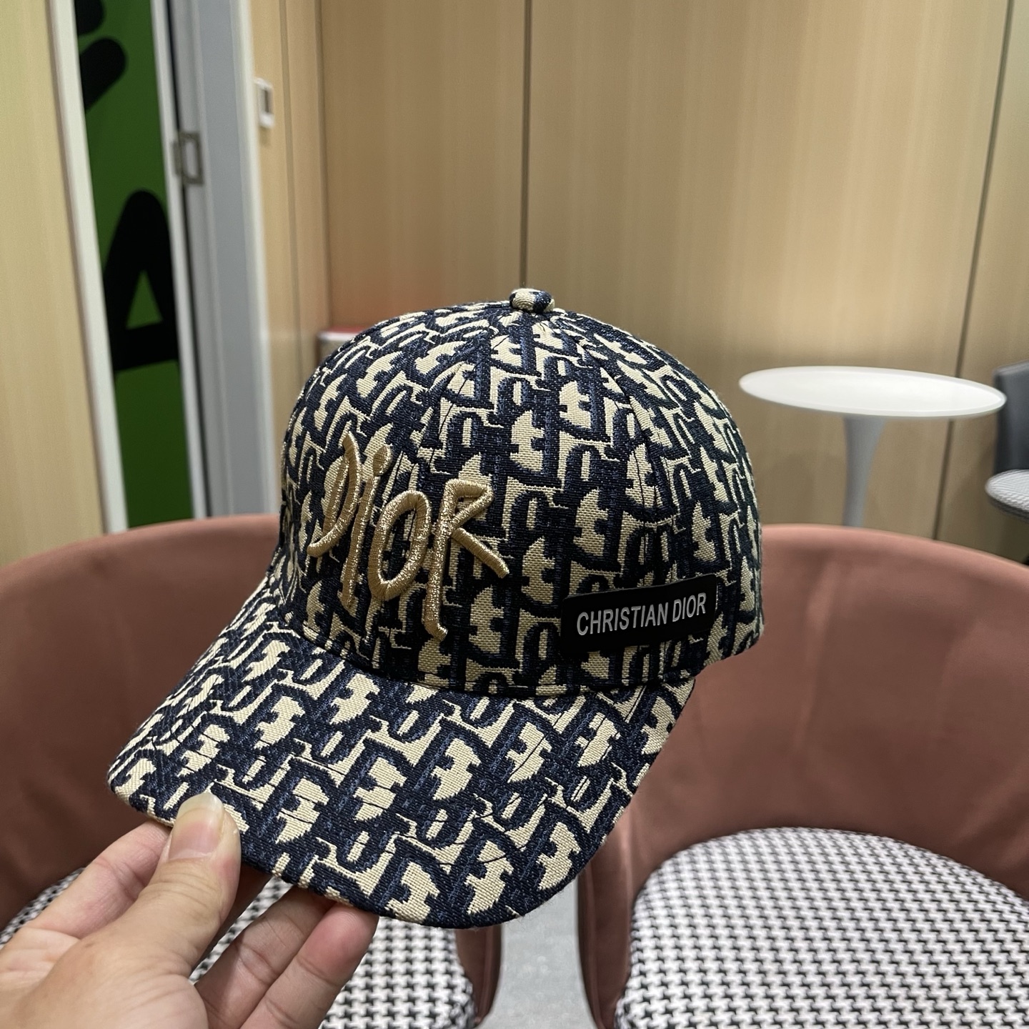 DIOR迪奥 官网同步新款发布 D家棒球帽🧢超级火爆