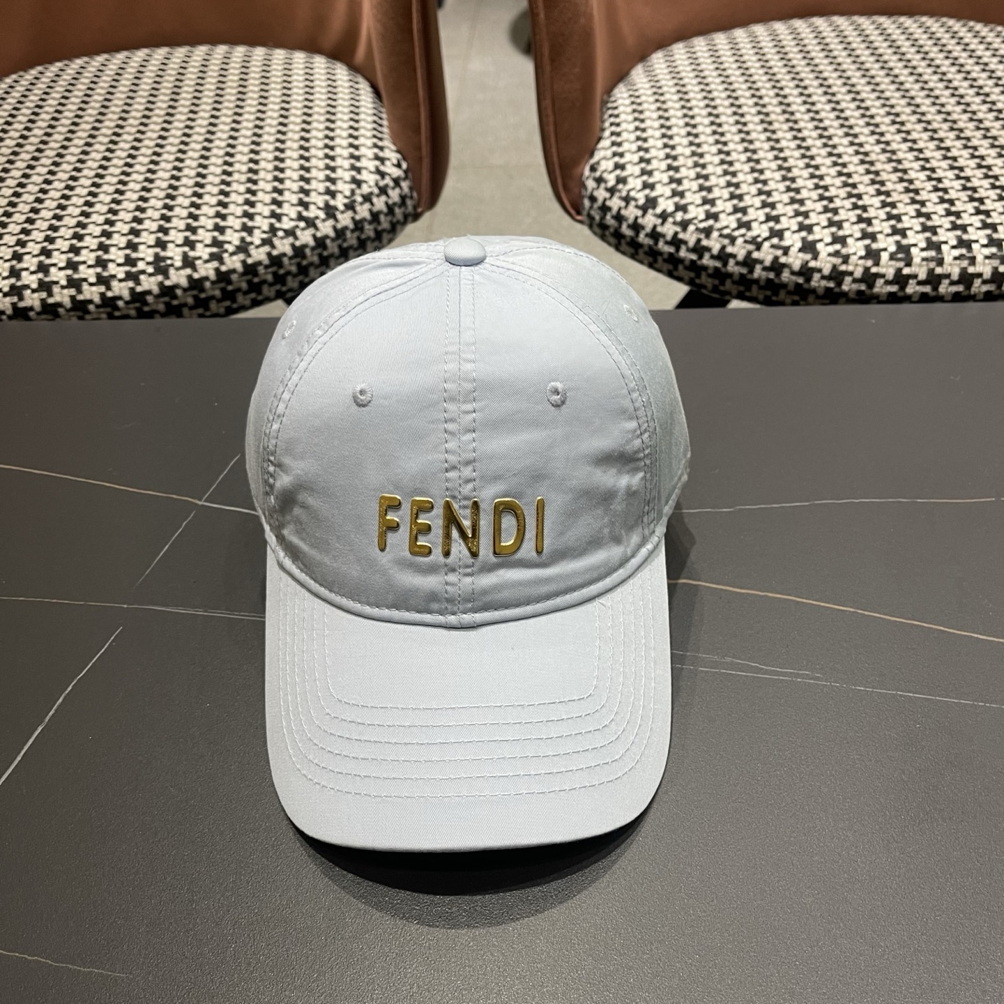 FENDI芬迪 新款棒球帽🧢 气质穿搭单品，质量杠杠[强]