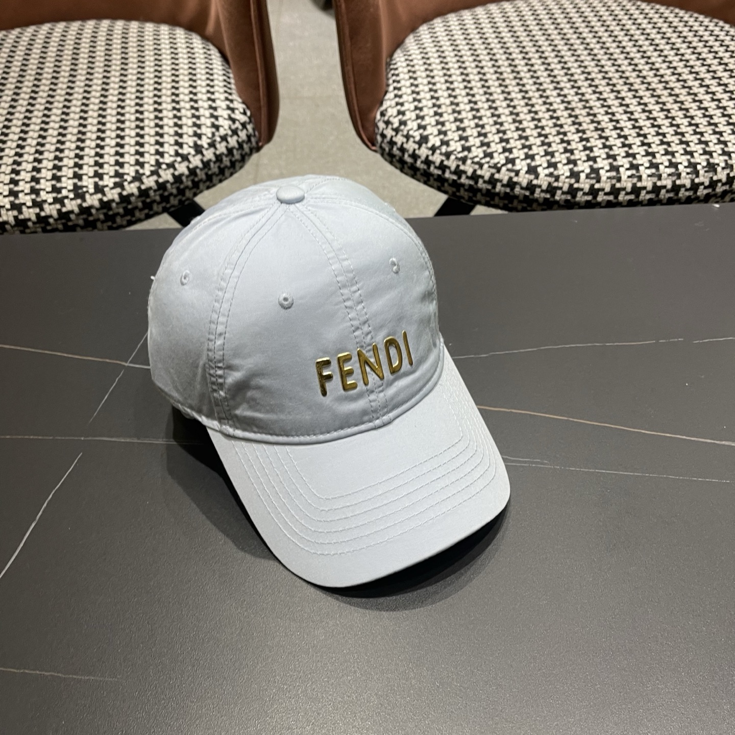 FENDI芬迪 新款棒球帽🧢 气质穿搭单品，质量杠杠[强]