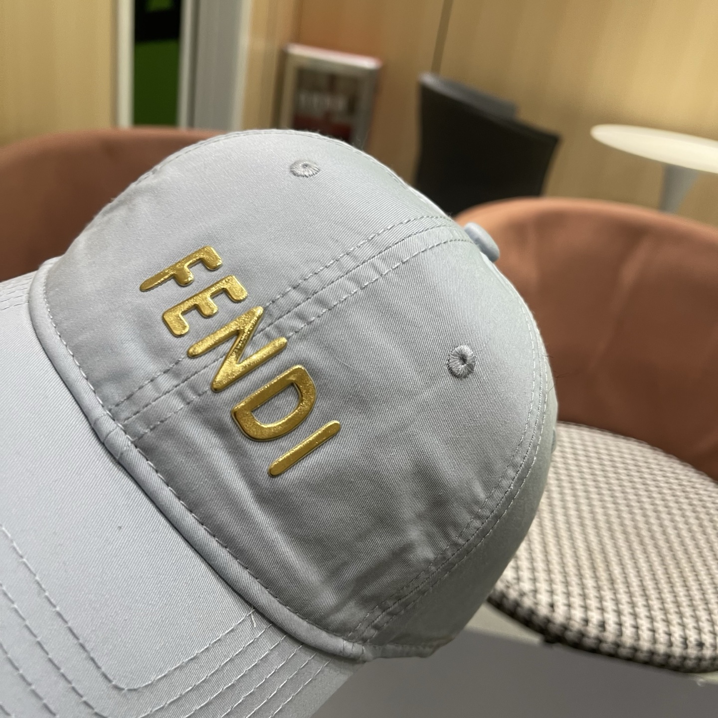 FENDI芬迪 新款棒球帽🧢 气质穿搭单品，质量杠杠[强]