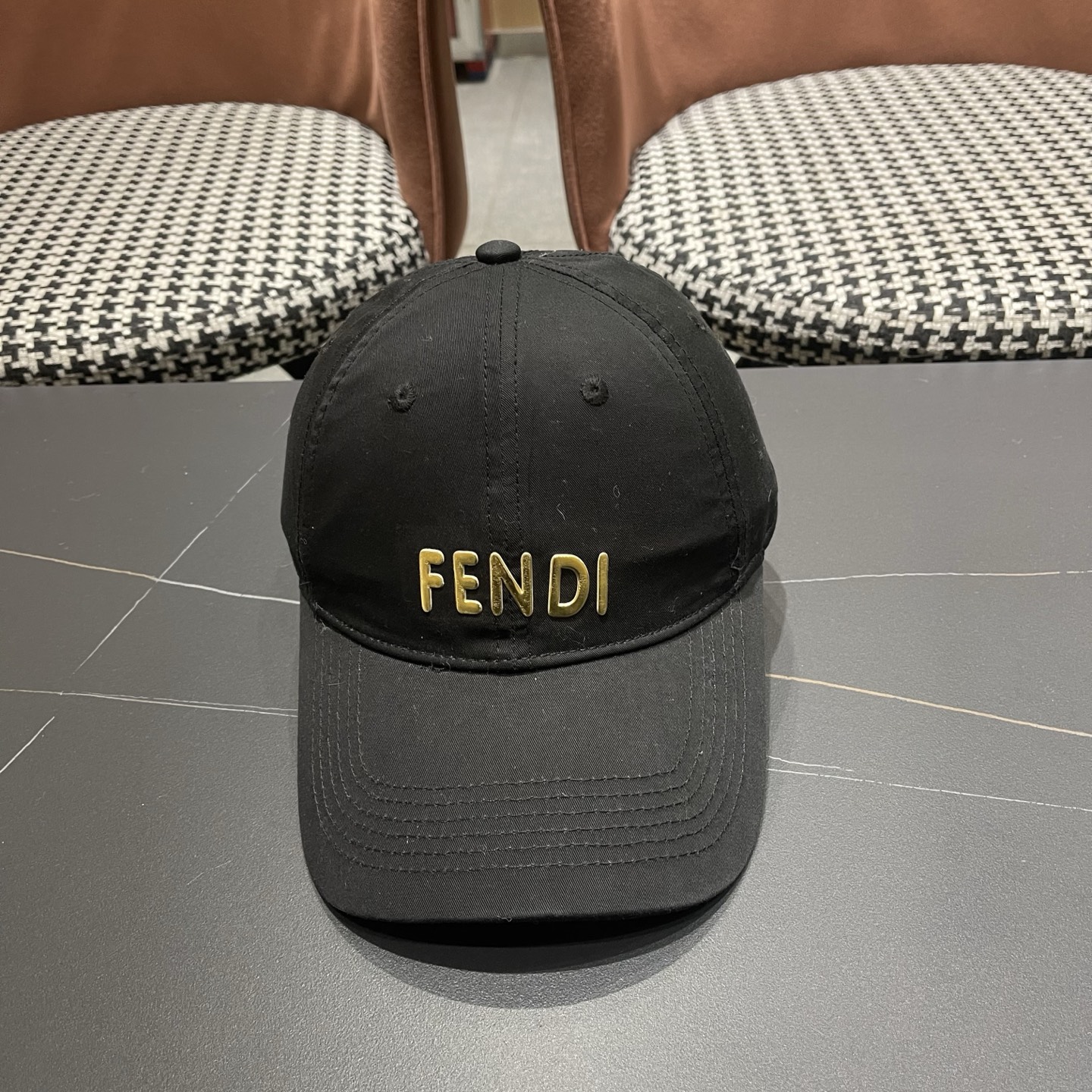 FENDI芬迪 新款棒球帽🧢 气质穿搭单品，质量杠杠[强]