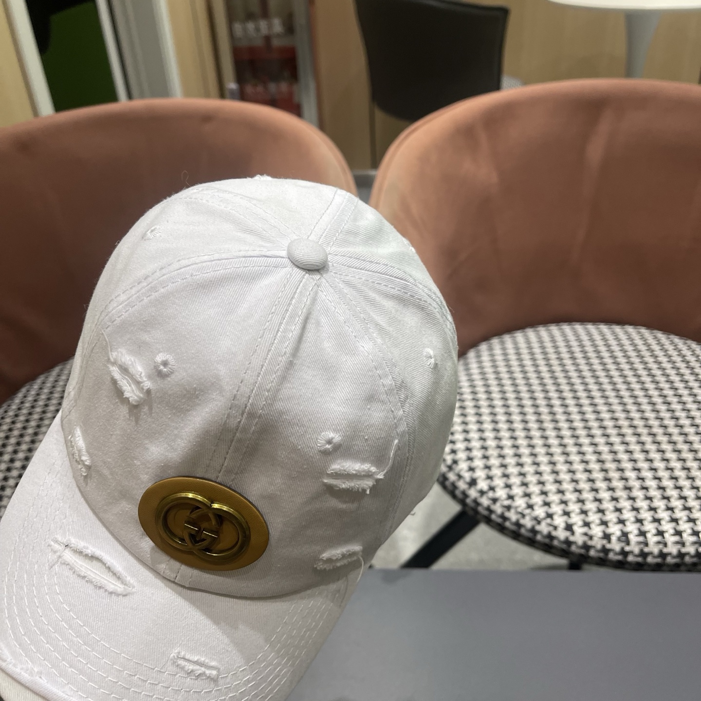 古奇GUCCI 👒破洞新款棒球帽，简单大方 男女通用遮阳帽