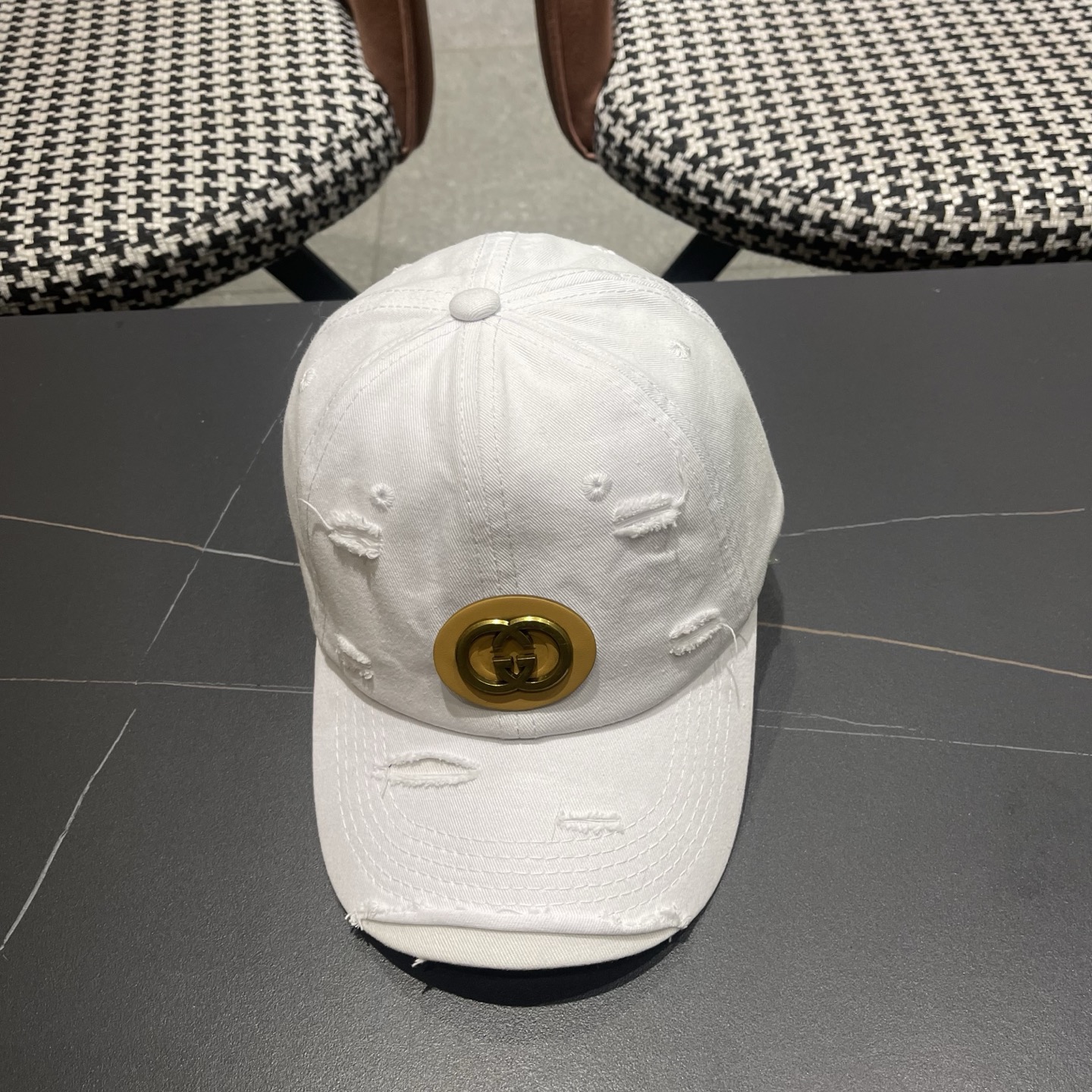 古奇GUCCI 👒破洞新款棒球帽，简单大方 男女通用遮阳帽