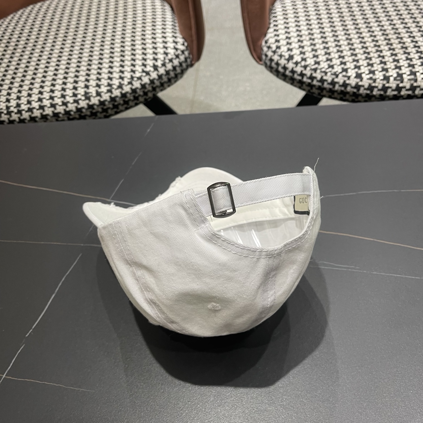 古奇GUCCI 👒破洞新款棒球帽，简单大方 男女通用遮阳帽