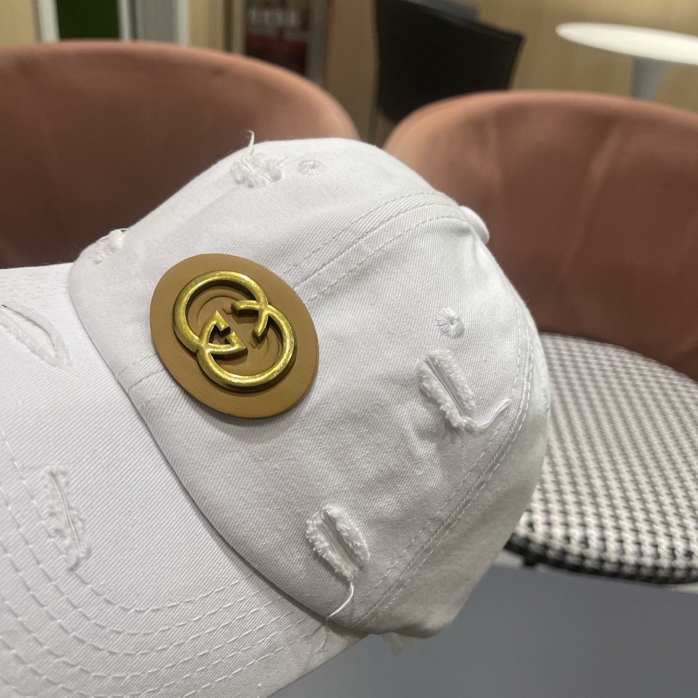 古奇GUCCI 👒破洞新款棒球帽，简单大方 男女通用遮阳帽