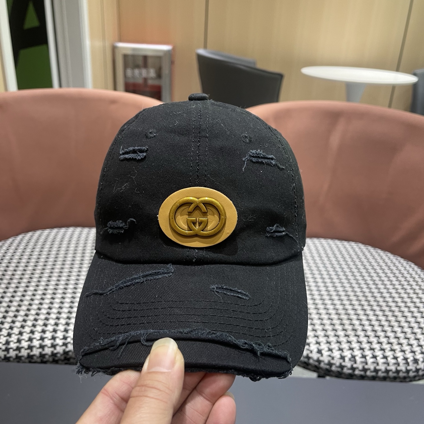 古奇GUCCI 👒破洞新款棒球帽，简单大方 男女通用遮阳帽