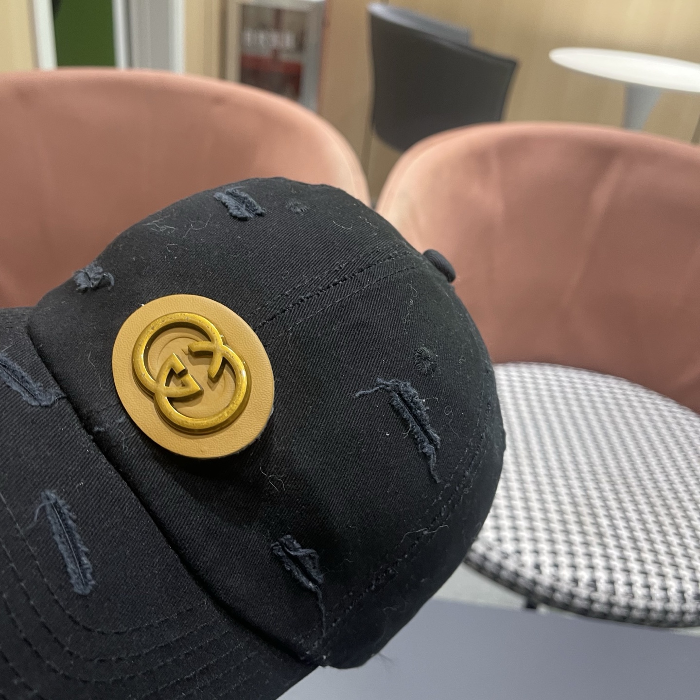古奇GUCCI 👒破洞新款棒球帽，简单大方 男女通用遮阳帽