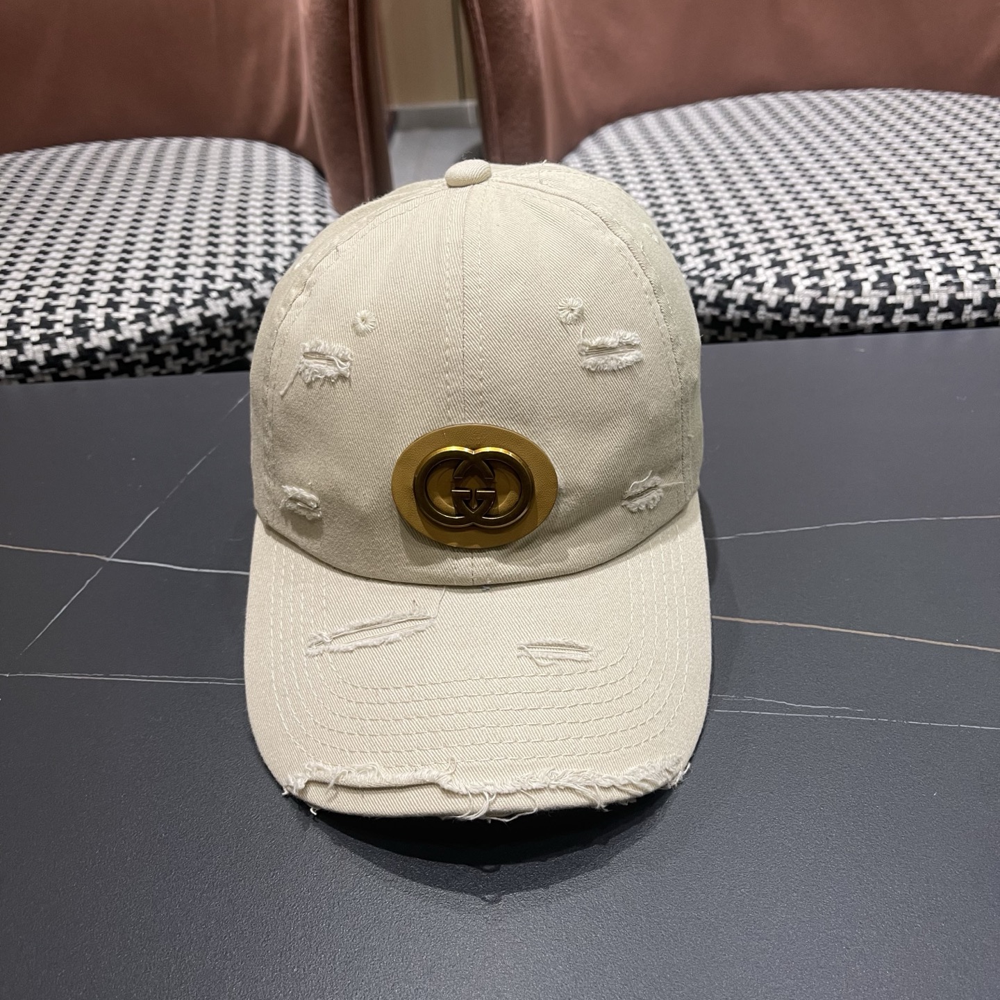 古奇GUCCI 👒破洞新款棒球帽，简单大方 男女通用遮阳帽