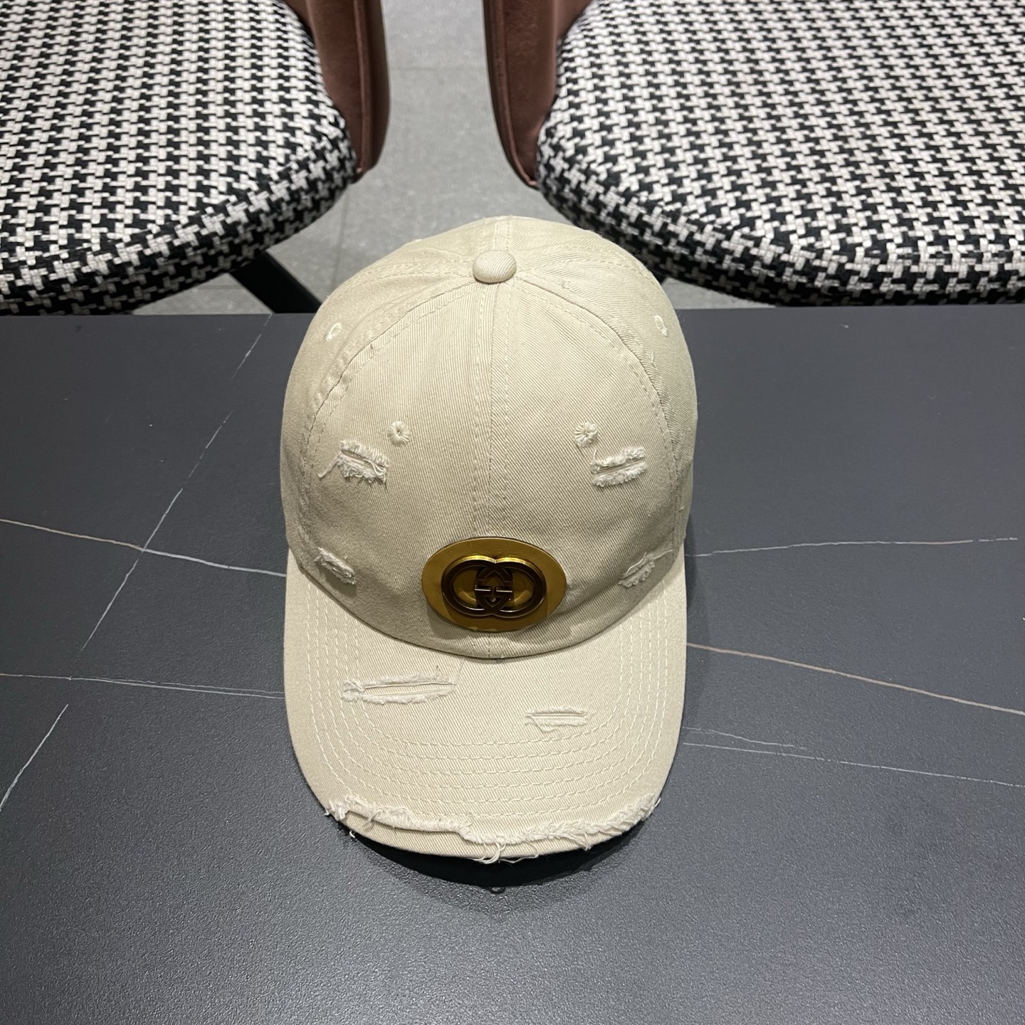 古奇GUCCI 👒破洞新款棒球帽，简单大方 男女通用遮阳帽