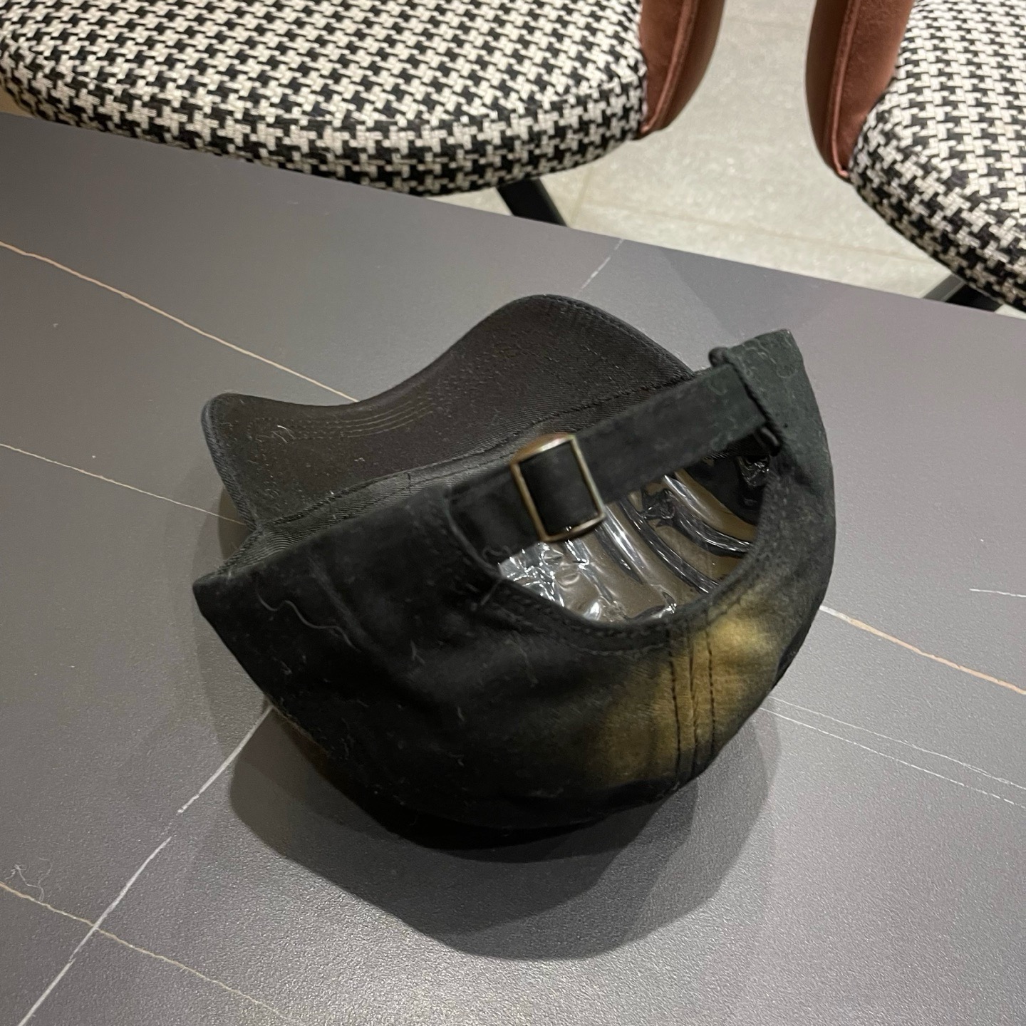 LV路易威登 新款棒球帽🧢火爆技术升级，更符合现在时尚小哥哥小姐姐的style，机场街拍超飒！