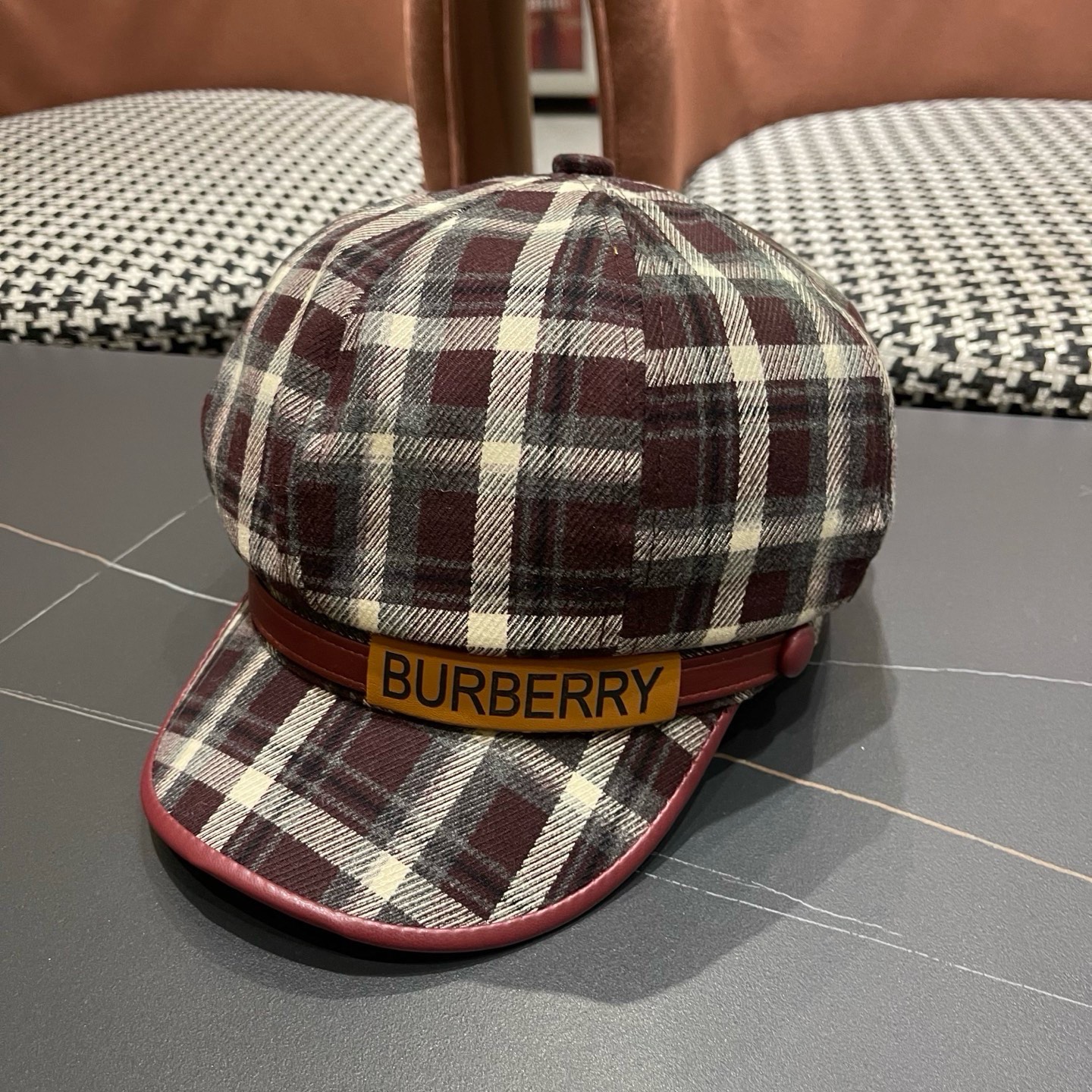 巴宝莉BURBERRY 2025秋冬季格子八角帽女显脸小复古鸭舌贝雷帽画家报童帽百搭