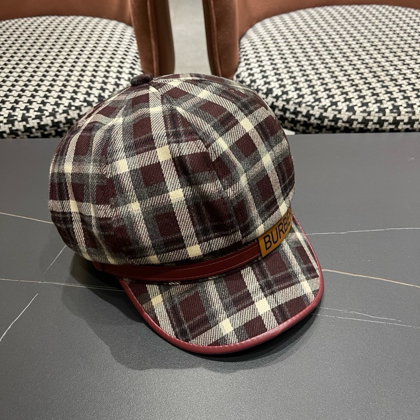 巴宝莉BURBERRY 2025秋冬季格子八角帽女显脸小复古鸭舌贝雷帽画家报童帽百搭