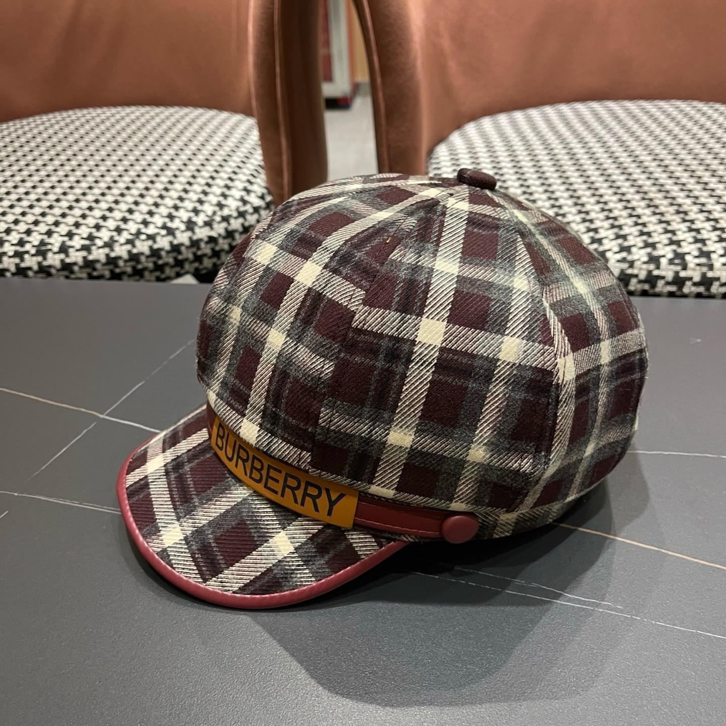 巴宝莉BURBERRY 2025秋冬季格子八角帽女显脸小复古鸭舌贝雷帽画家报童帽百搭