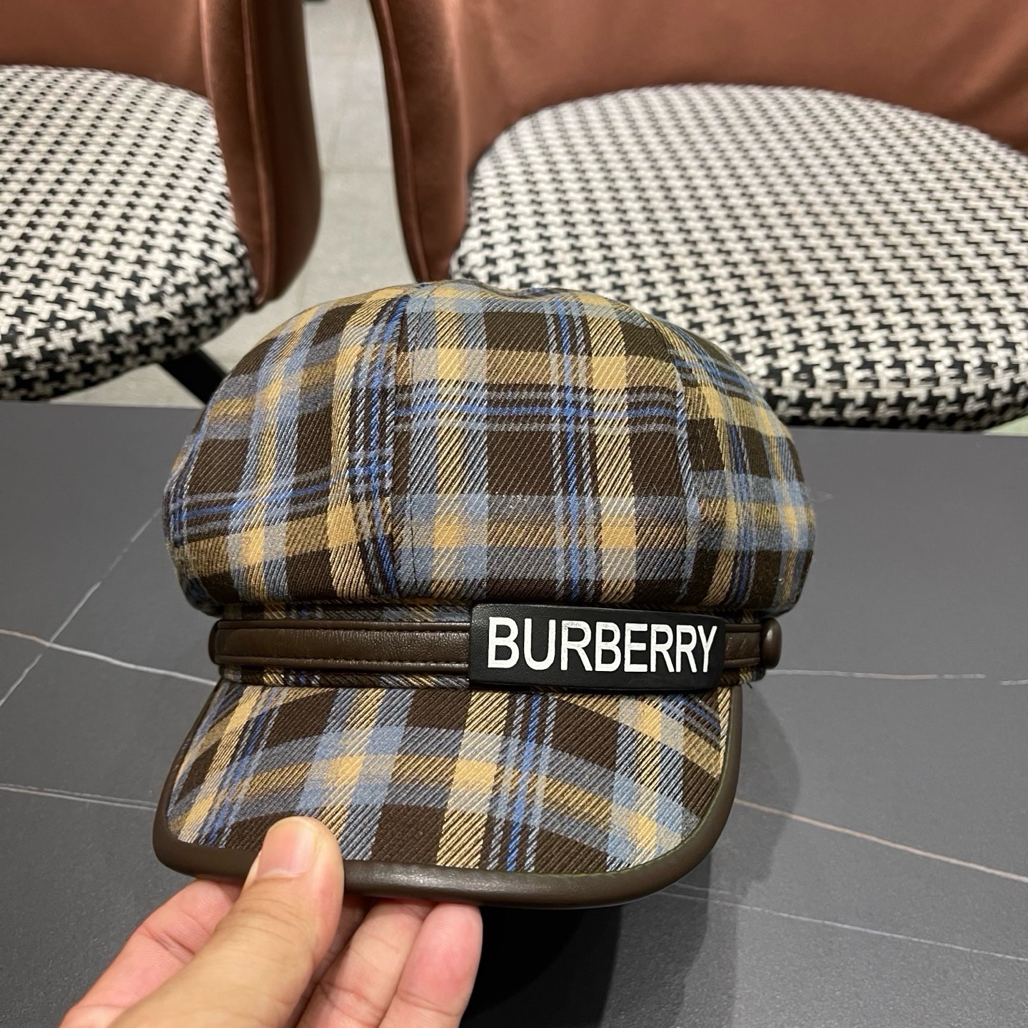 巴宝莉BURBERRY 2025秋冬季格子八角帽女显脸小复古鸭舌贝雷帽画家报童帽百搭