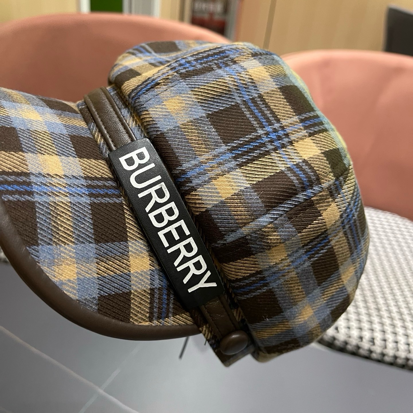 巴宝莉BURBERRY 2025秋冬季格子八角帽女显脸小复古鸭舌贝雷帽画家报童帽百搭