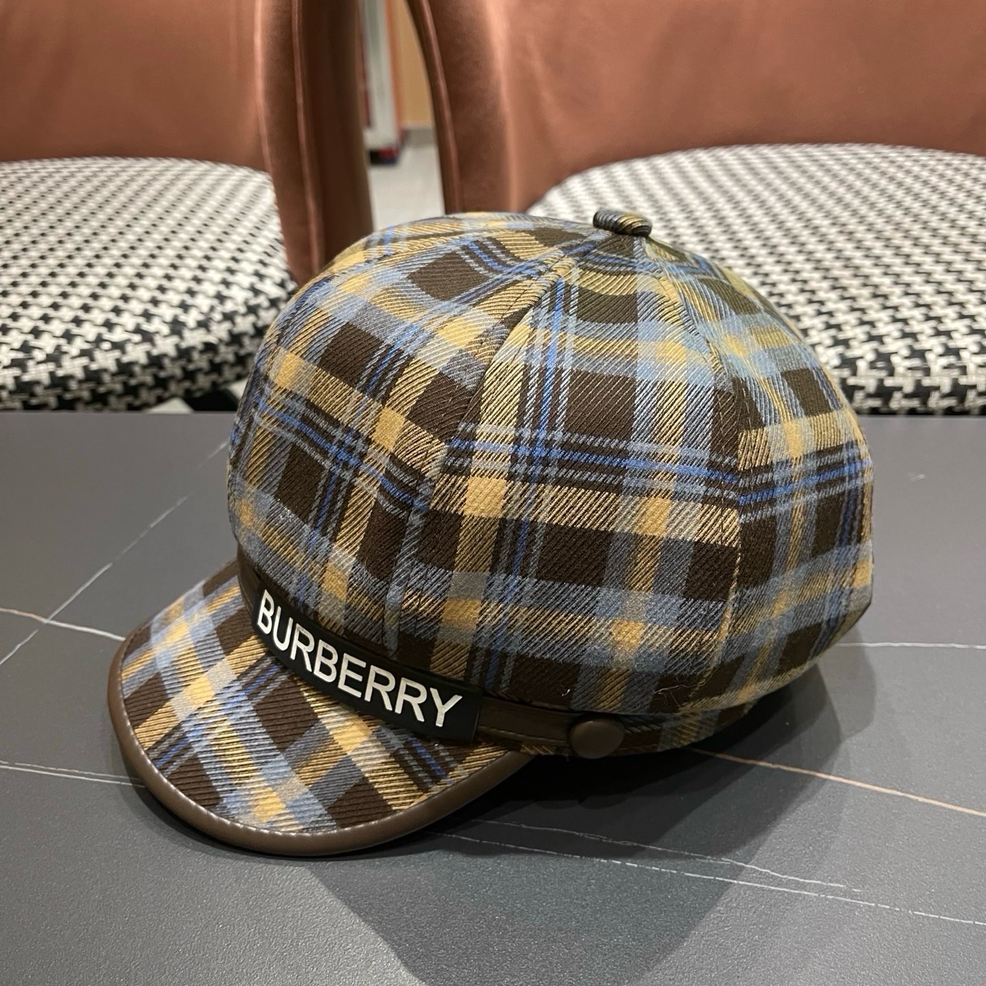 巴宝莉BURBERRY 2025秋冬季格子八角帽女显脸小复古鸭舌贝雷帽画家报童帽百搭