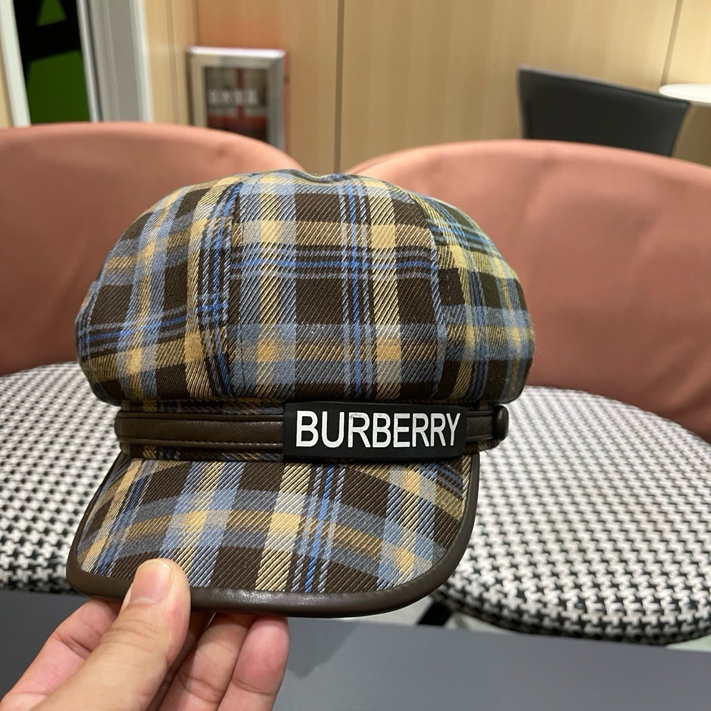 巴宝莉BURBERRY 2025秋冬季格子八角帽女显脸小复古鸭舌贝雷帽画家报童帽百搭