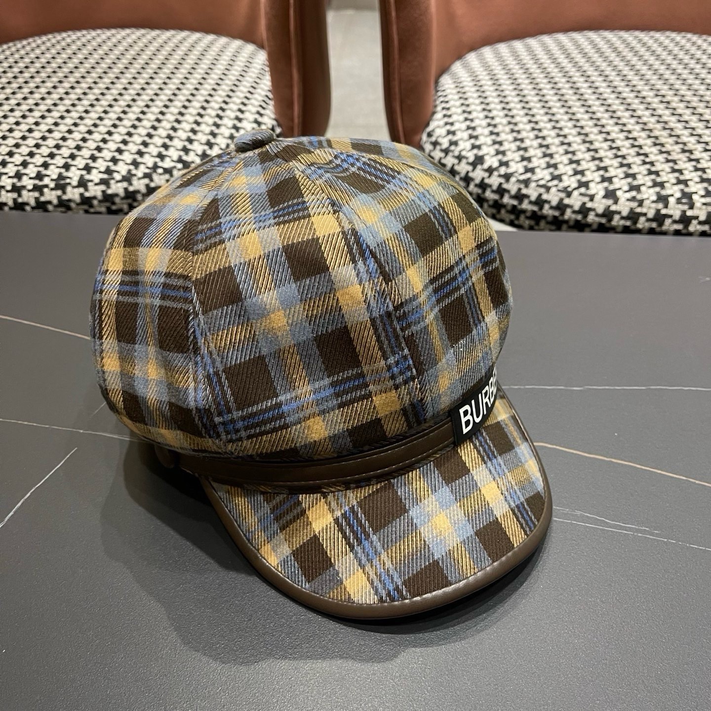 巴宝莉BURBERRY 2025秋冬季格子八角帽女显脸小复古鸭舌贝雷帽画家报童帽百搭