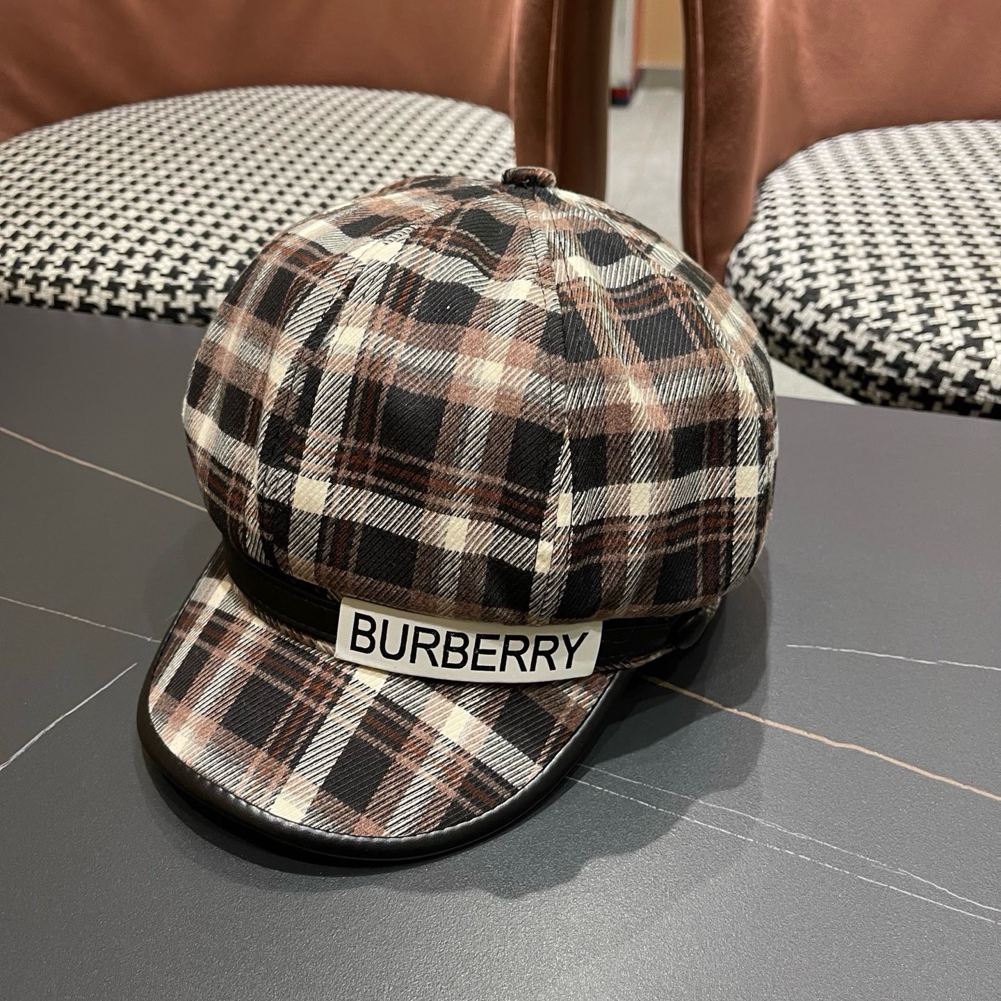 巴宝莉BURBERRY 秋冬季格子八角帽女显脸小复古鸭舌贝雷帽画家报童帽百搭