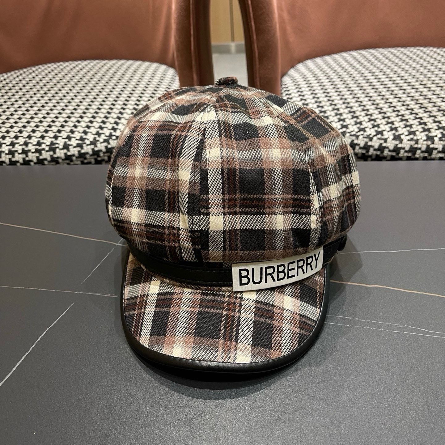 巴宝莉BURBERRY 秋冬季格子八角帽女显脸小复古鸭舌贝雷帽画家报童帽百搭