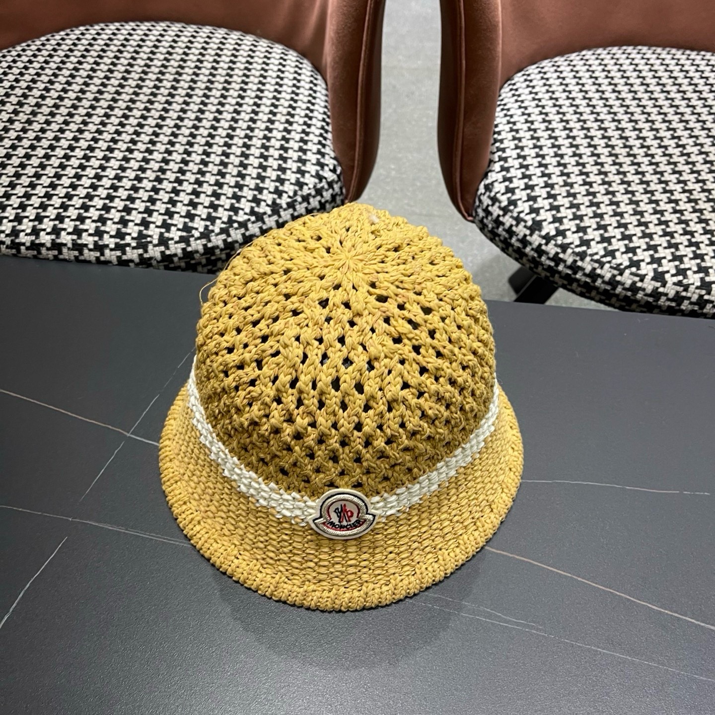 MONCLER（蒙口）缕空透气渔夫帽女夏季新款遮阳防晒显脸小盆帽户外休闲太阳帽