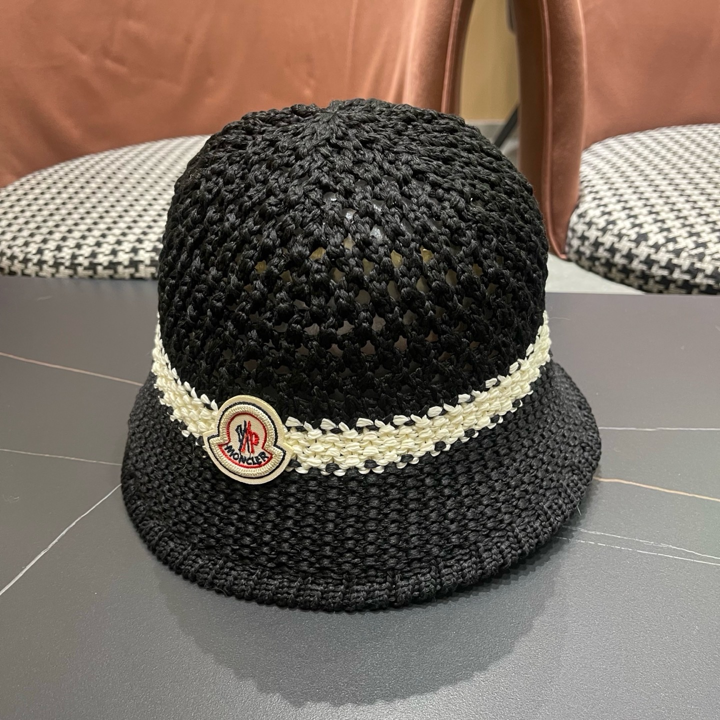 MONCLER（蒙口）缕空透气渔夫帽女夏季新款遮阳防晒显脸小盆帽户外休闲太阳帽