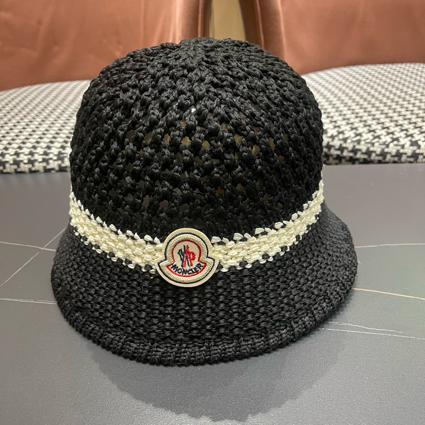 MONCLER（蒙口）缕空透气渔夫帽女夏季新款遮阳防晒显脸小盆帽户外休闲太阳帽