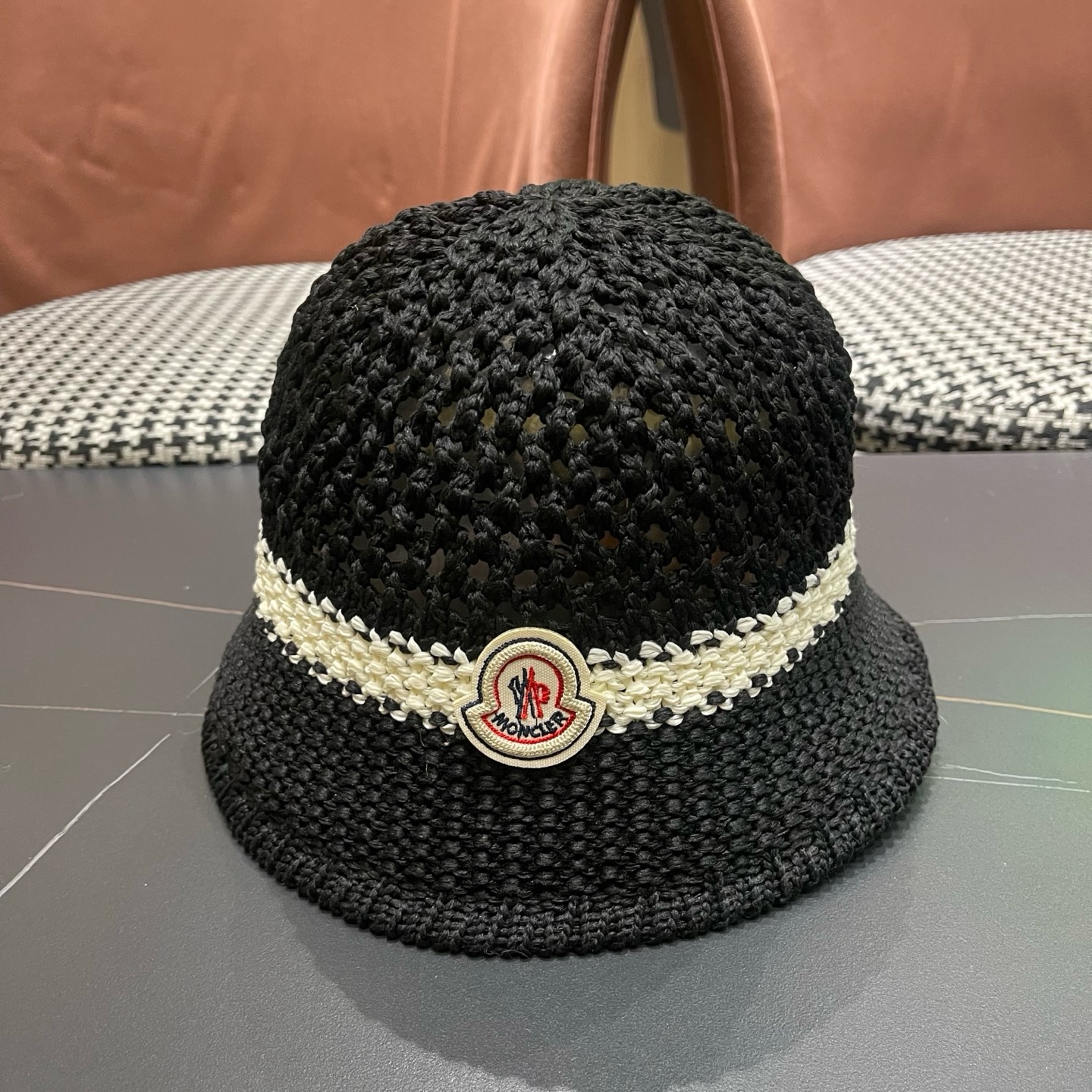 MONCLER（蒙口）缕空透气渔夫帽女夏季新款遮阳防晒显脸小盆帽户外休闲太阳帽