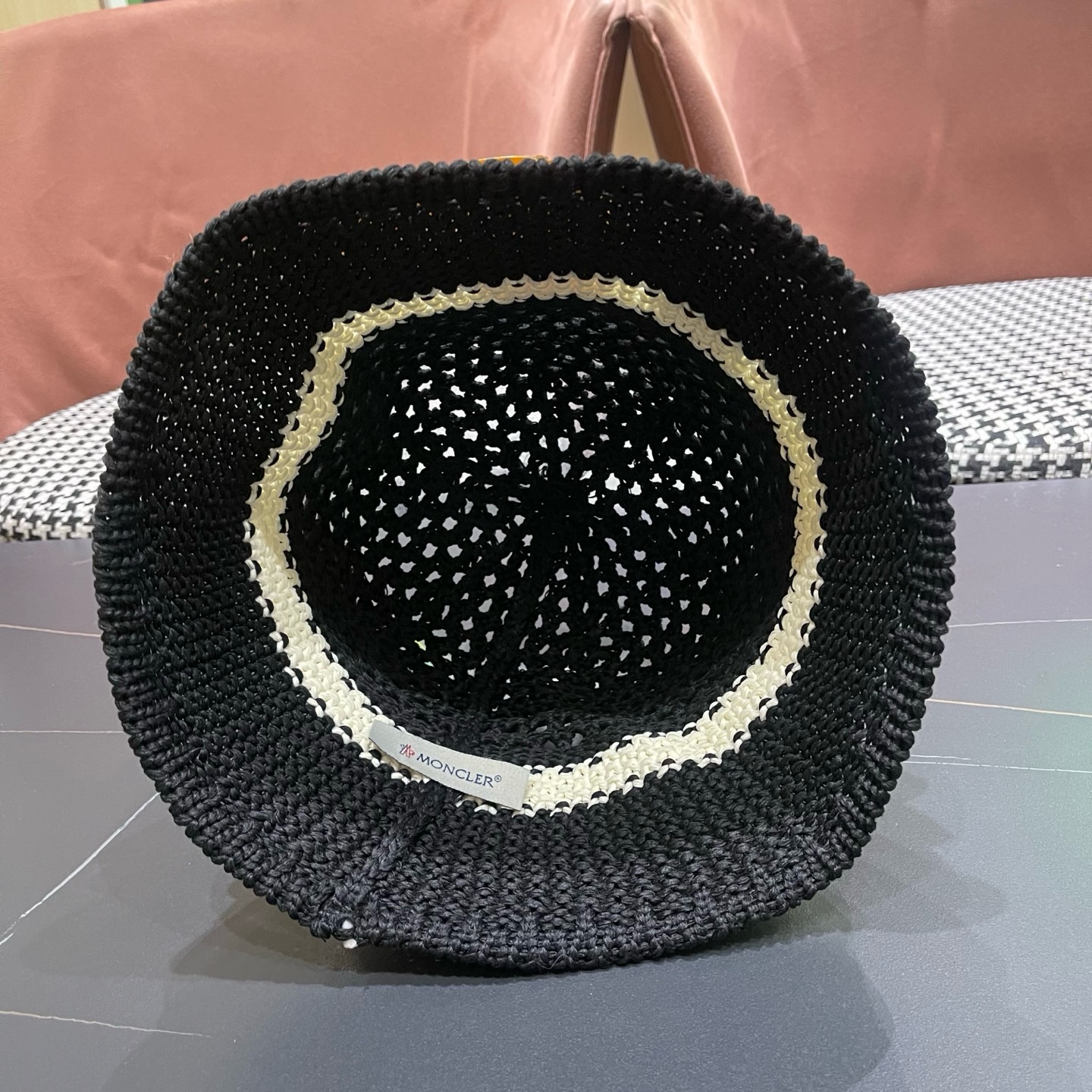 MONCLER（蒙口）缕空透气渔夫帽女夏季新款遮阳防晒显脸小盆帽户外休闲太阳帽