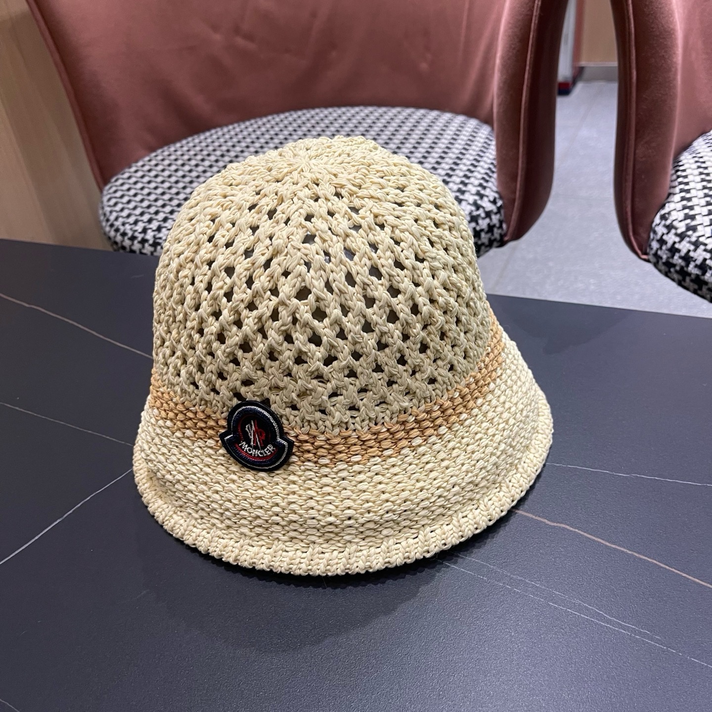 MONCLER（蒙口）缕空透气渔夫帽女夏季新款遮阳防晒显脸小盆帽户外休闲太阳帽