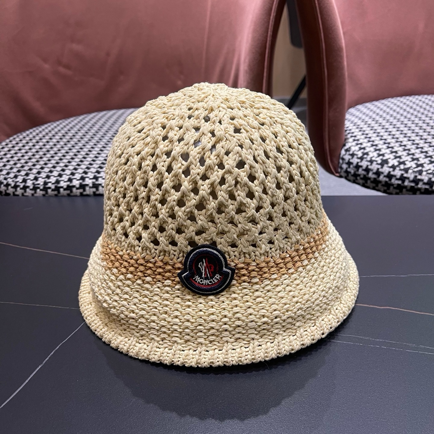 MONCLER（蒙口）缕空透气渔夫帽女夏季新款遮阳防晒显脸小盆帽户外休闲太阳帽