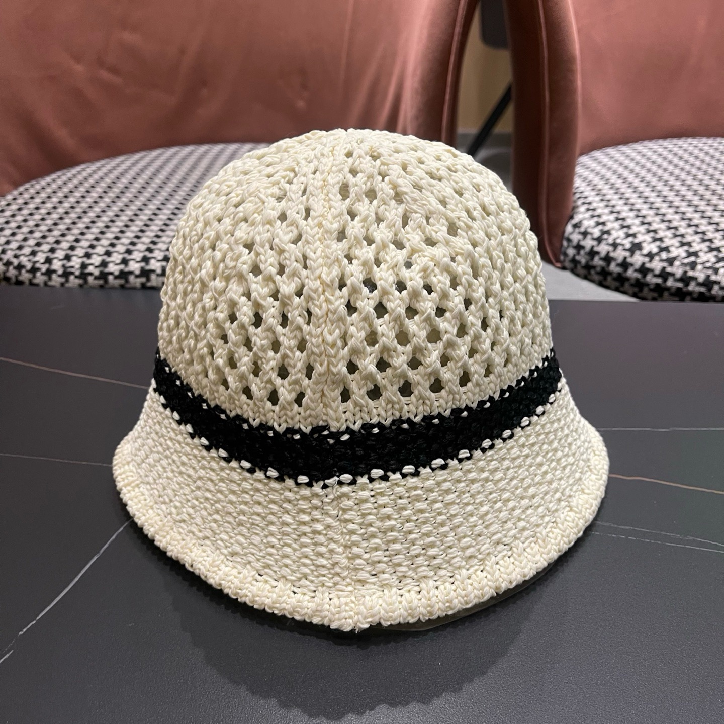MONCLER（蒙口）缕空透气渔夫帽女夏季新款遮阳防晒显脸小盆帽户外休闲太阳帽