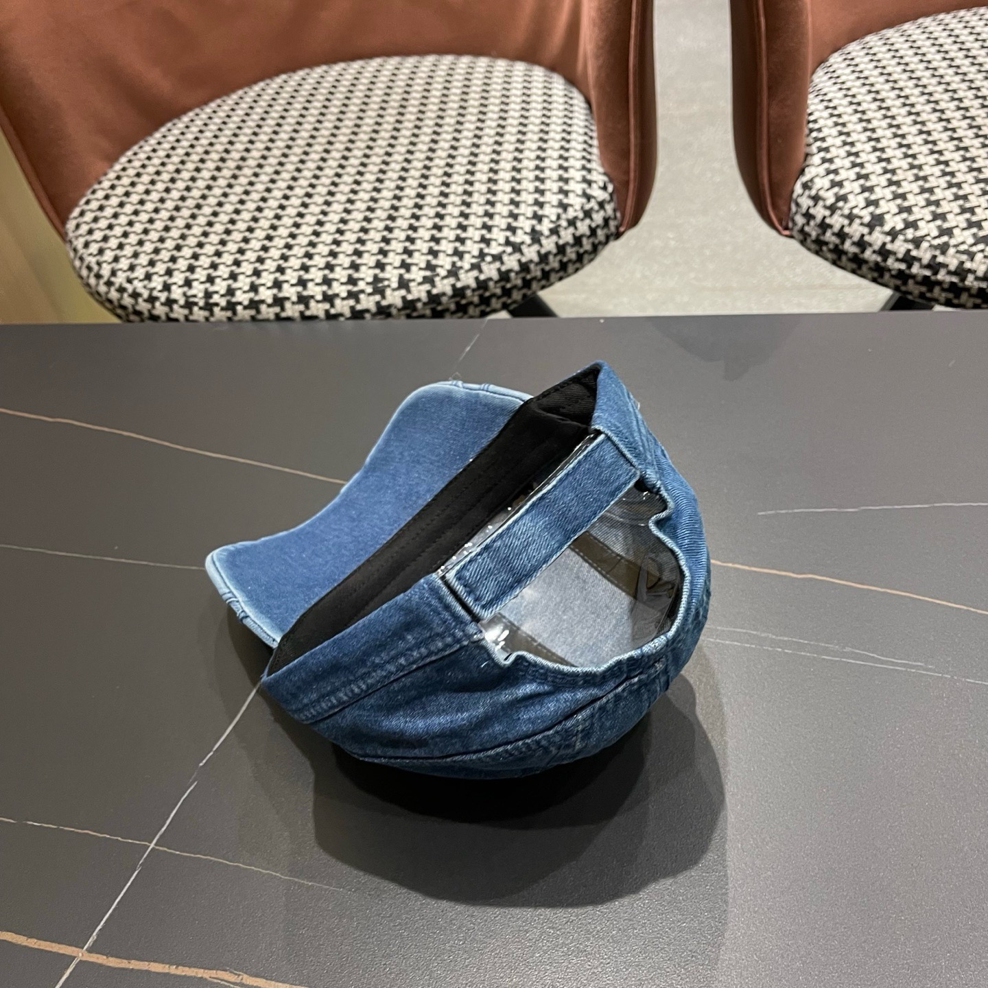 MONCLER（蒙口）韩系复古纯色棒球帽女生做旧牛仔软顶鸭舌帽设计感潮流遮阳帽子男