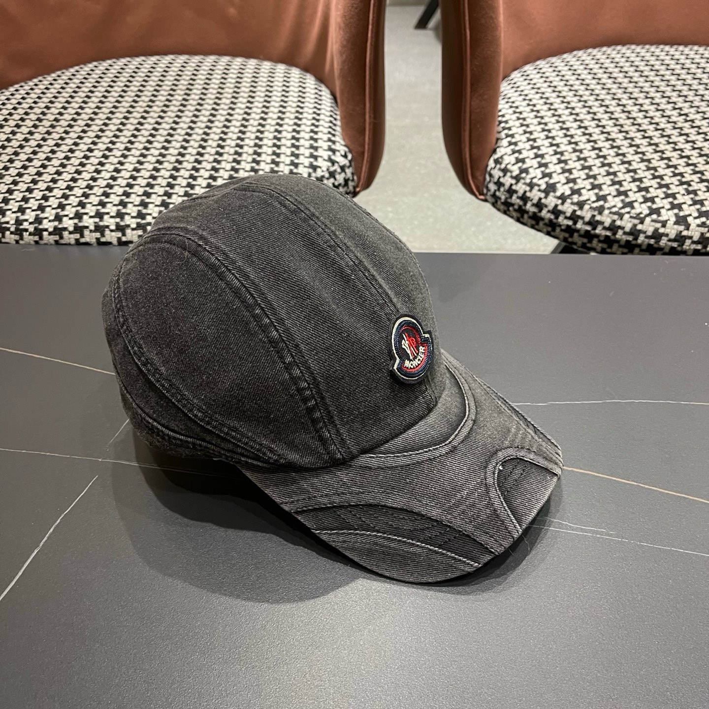 MONCLER（蒙口）韩系复古纯色棒球帽女生做旧牛仔软顶鸭舌帽设计感潮流遮阳帽子男