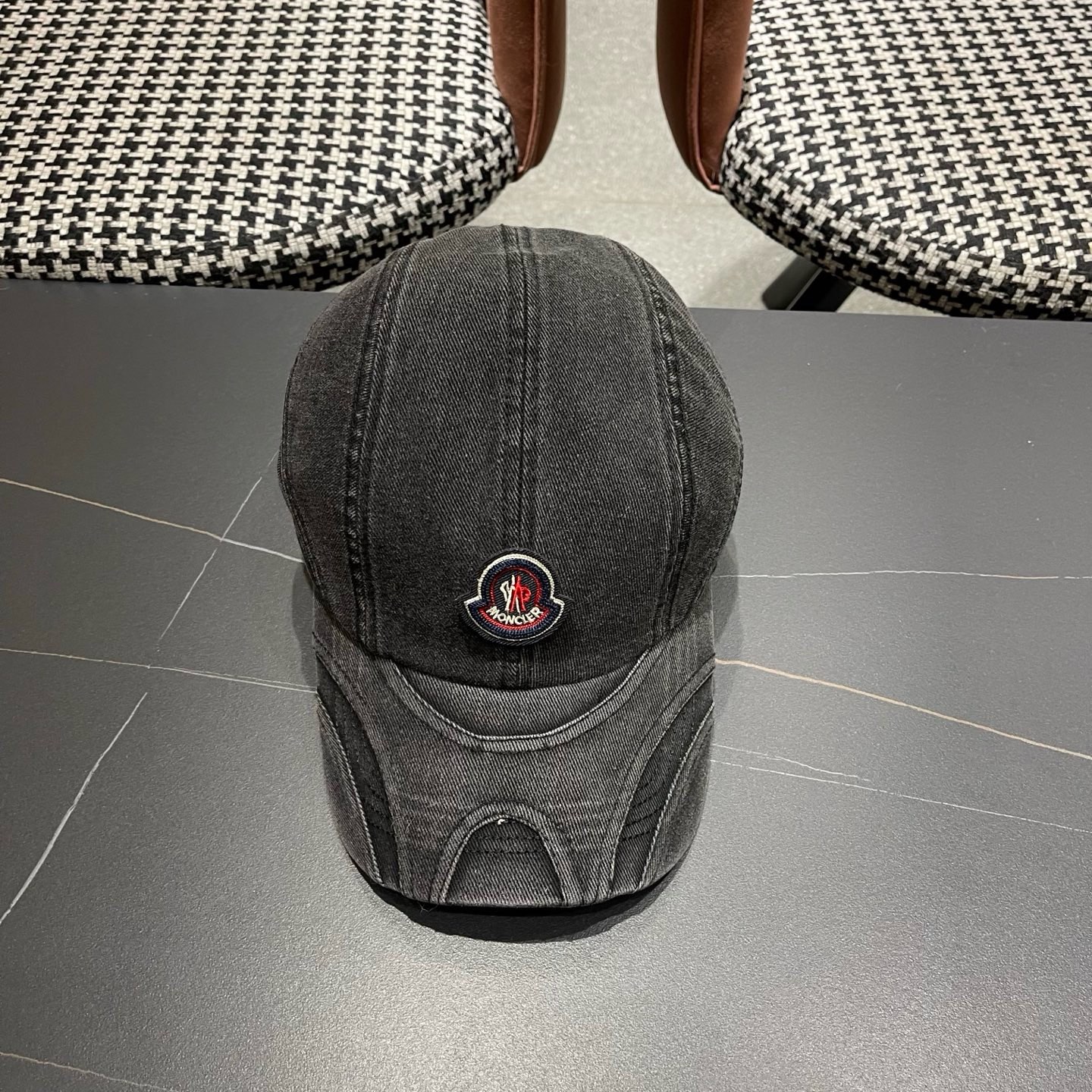 MONCLER（蒙口）韩系复古纯色棒球帽女生做旧牛仔软顶鸭舌帽设计感潮流遮阳帽子男