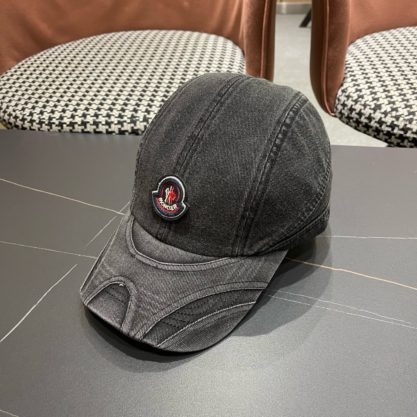 MONCLER（蒙口）韩系复古纯色棒球帽女生做旧牛仔软顶鸭舌帽设计感潮流遮阳帽子男