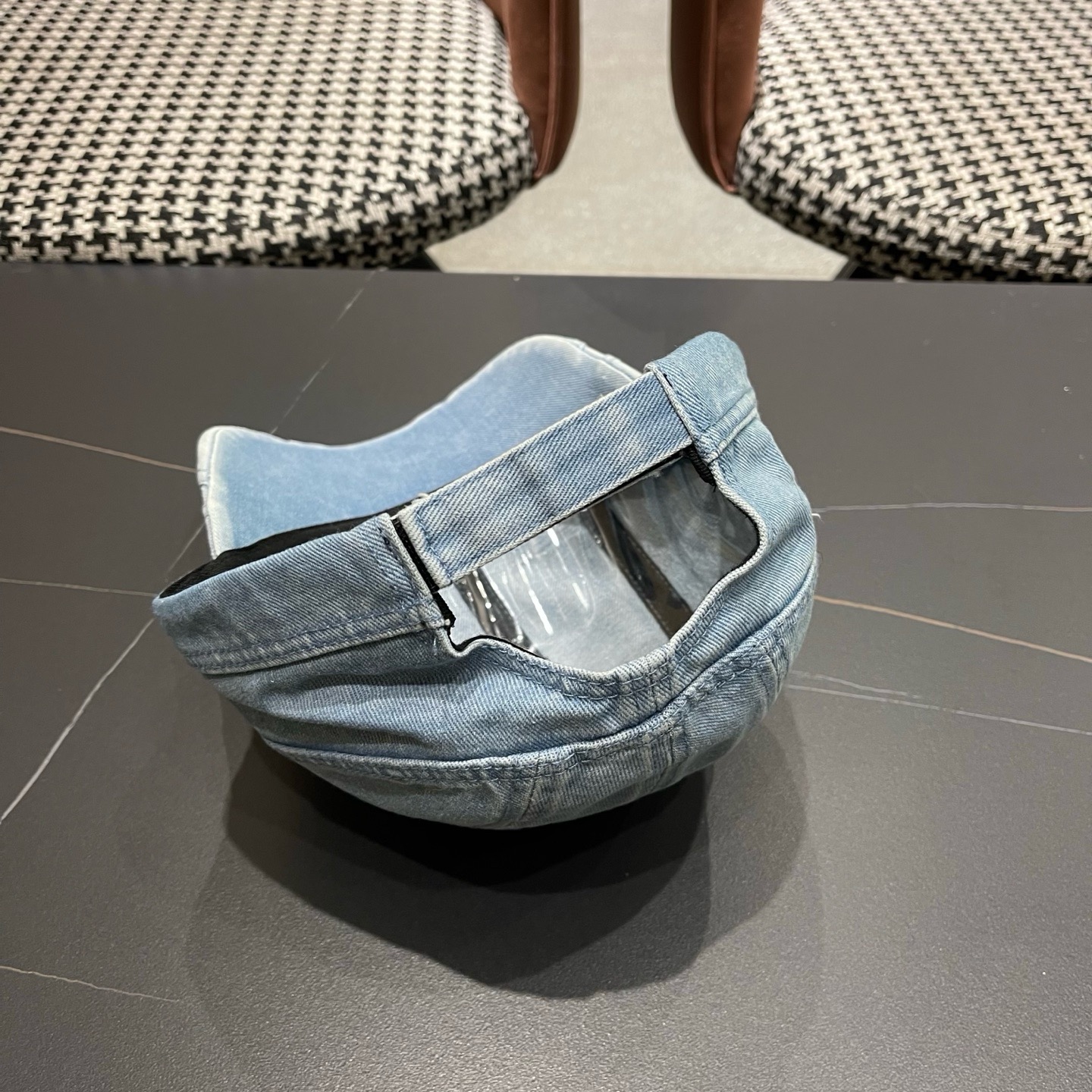 MONCLER（蒙口）韩系复古纯色棒球帽女生做旧牛仔软顶鸭舌帽设计感潮流遮阳帽子男