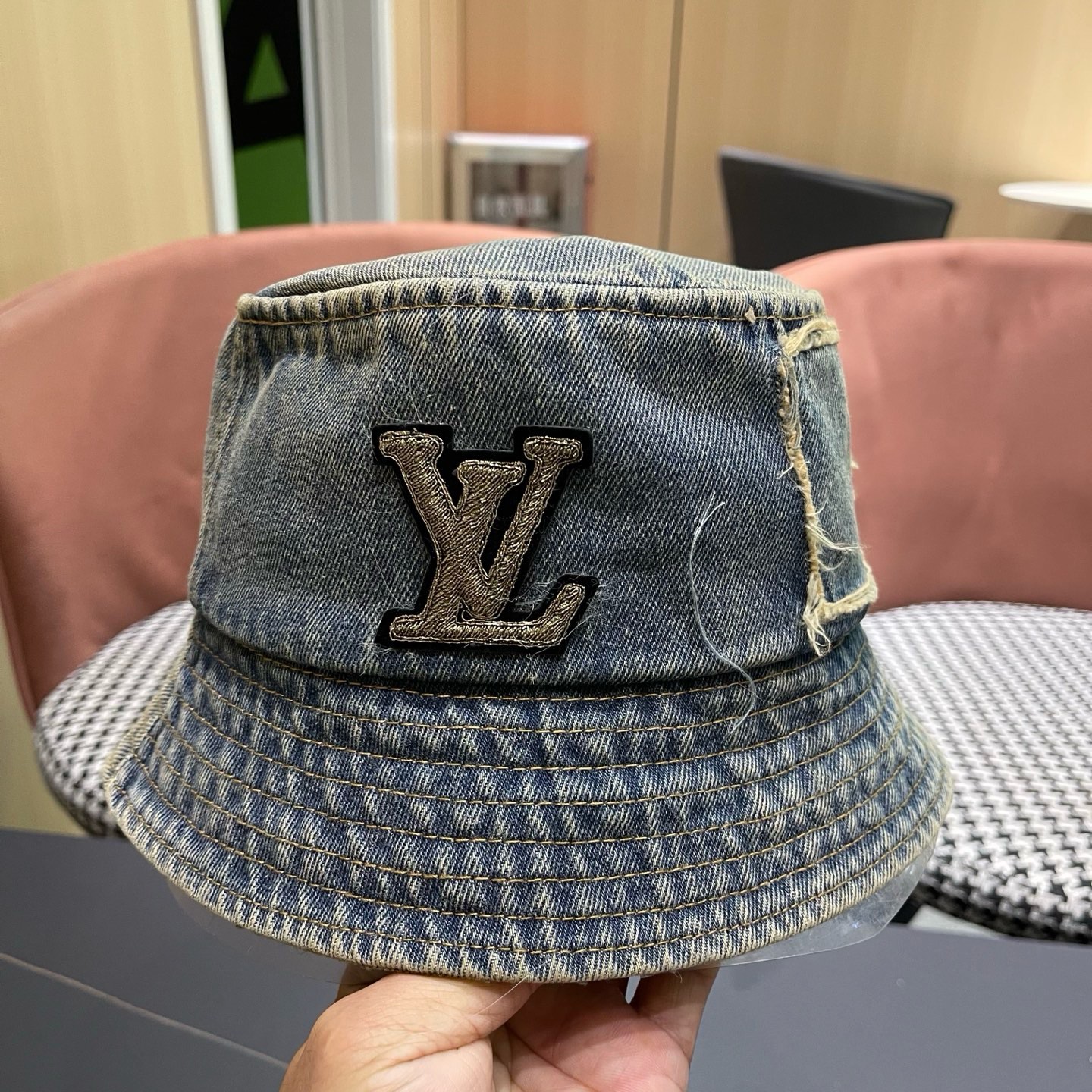 路易威登LV 潮酷做旧牛仔渔夫帽女春韩版时尚百搭个性文艺显脸小盆帽