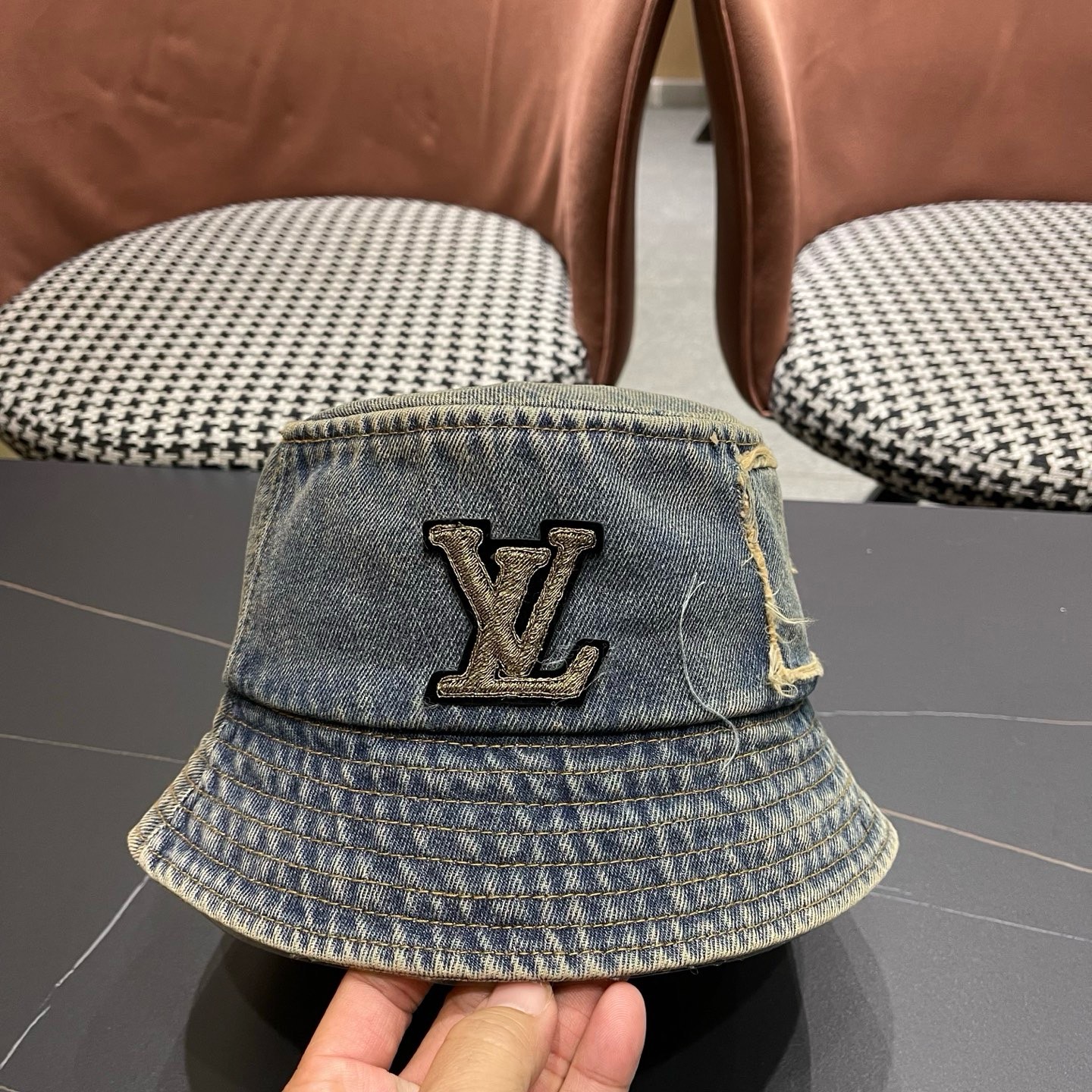 路易威登LV 潮酷做旧牛仔渔夫帽女春韩版时尚百搭个性文艺显脸小盆帽